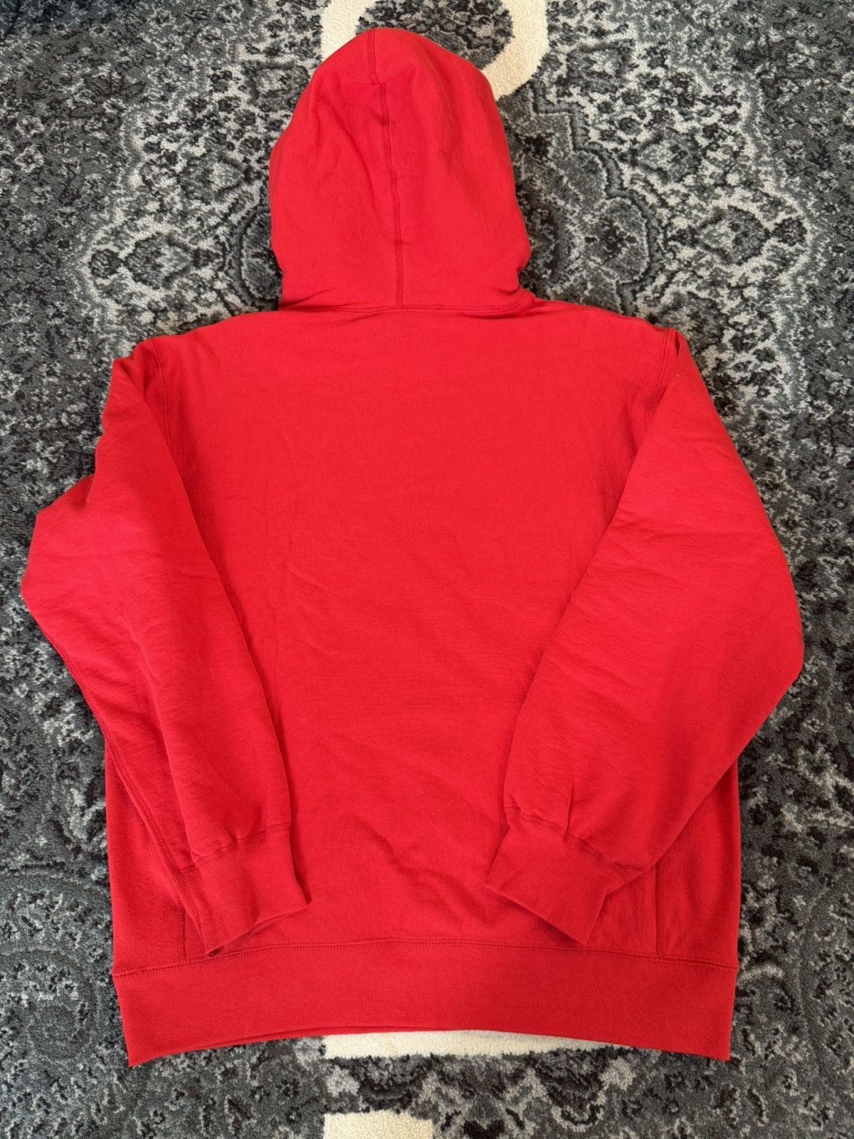 Supreme Supreme KAWS Chalk Logo Hooded Sweatshirt Size US M / EU 48-50 / 2 - 7 Thumbnail