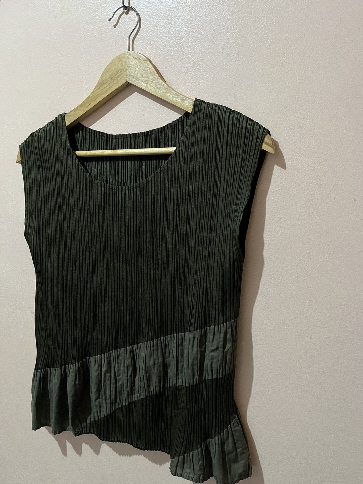 Pleats Please Issey Miyake Pleats Please - Issey Miyake - Hybrid Tank Top Size S / US 4 / IT 40 - 5 Thumbnail