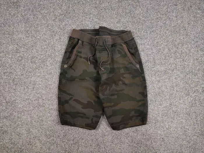 True Religion True Religion Vintage 90's Camo Logo Cotton Casual Shorts Size US 34 / EU 50 - 1 Thumbnail