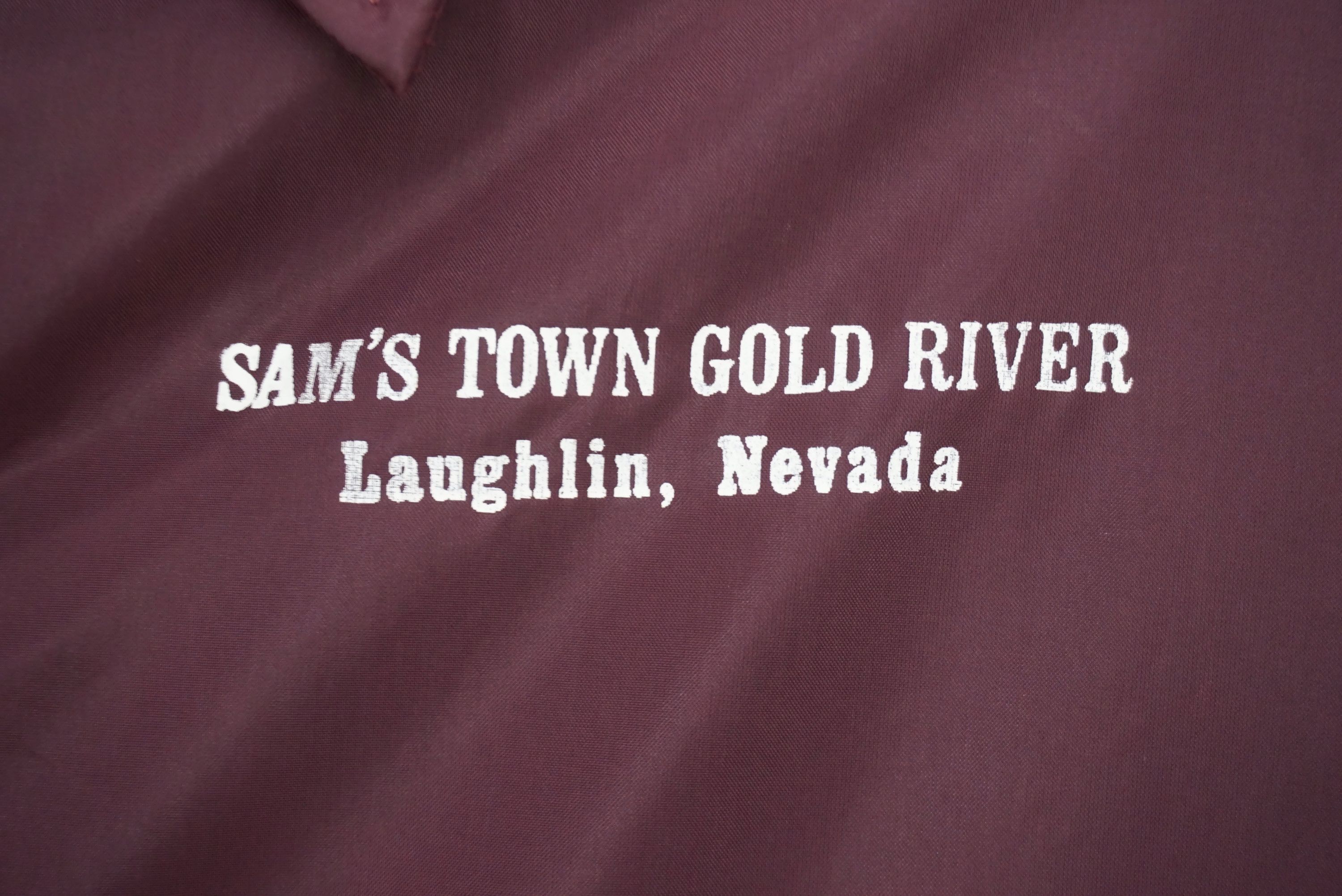 NCAA Vintage Sam's Town Gold River Laughlin Nevada Windbreaker Size US M / EU 48-50 / 2 - 3 Thumbnail