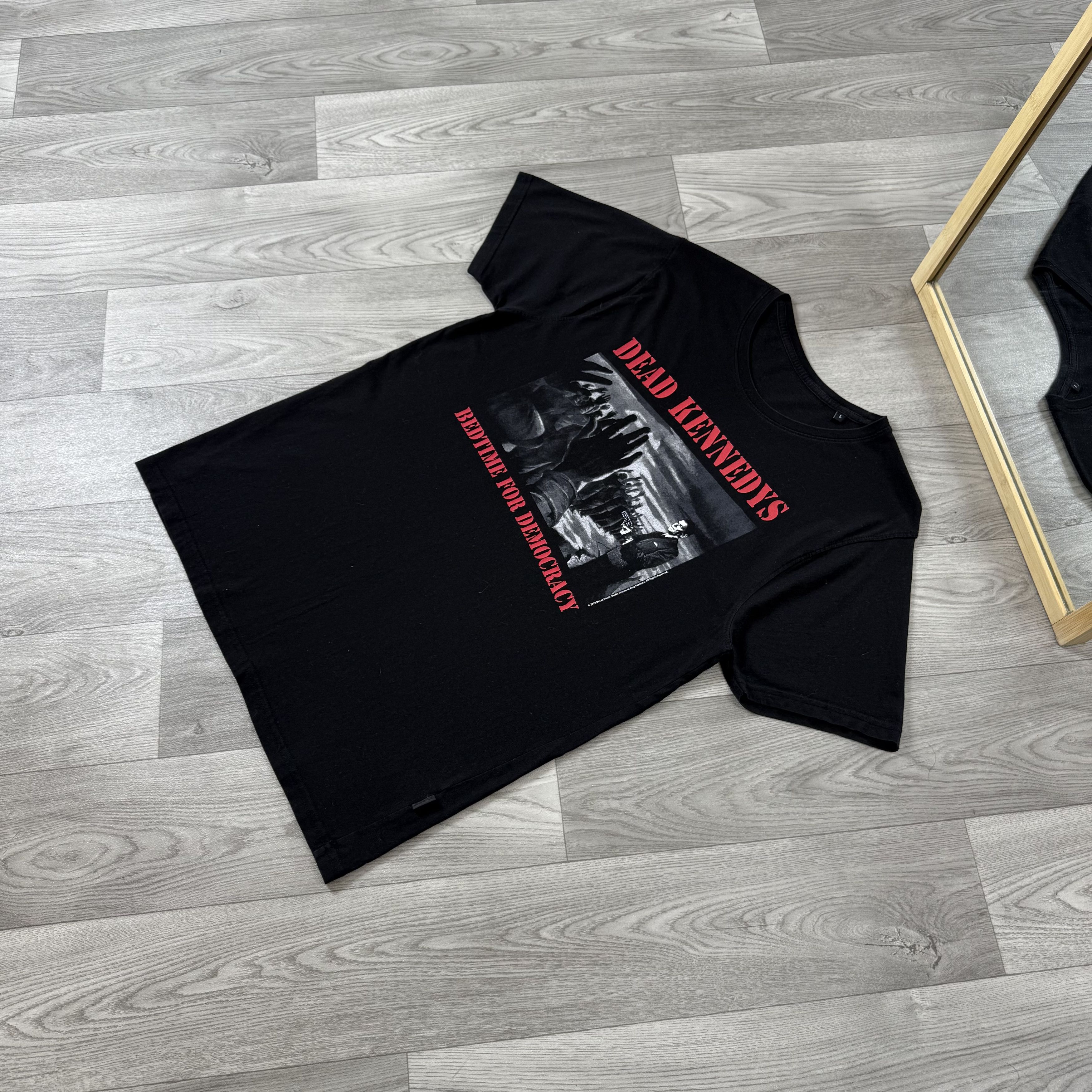 Vintage Vintage Dead Kennedy's 90s Rock Band Graphic Tee Shirt M Size US M / EU 48-50 / 2 - 4 Thumbnail