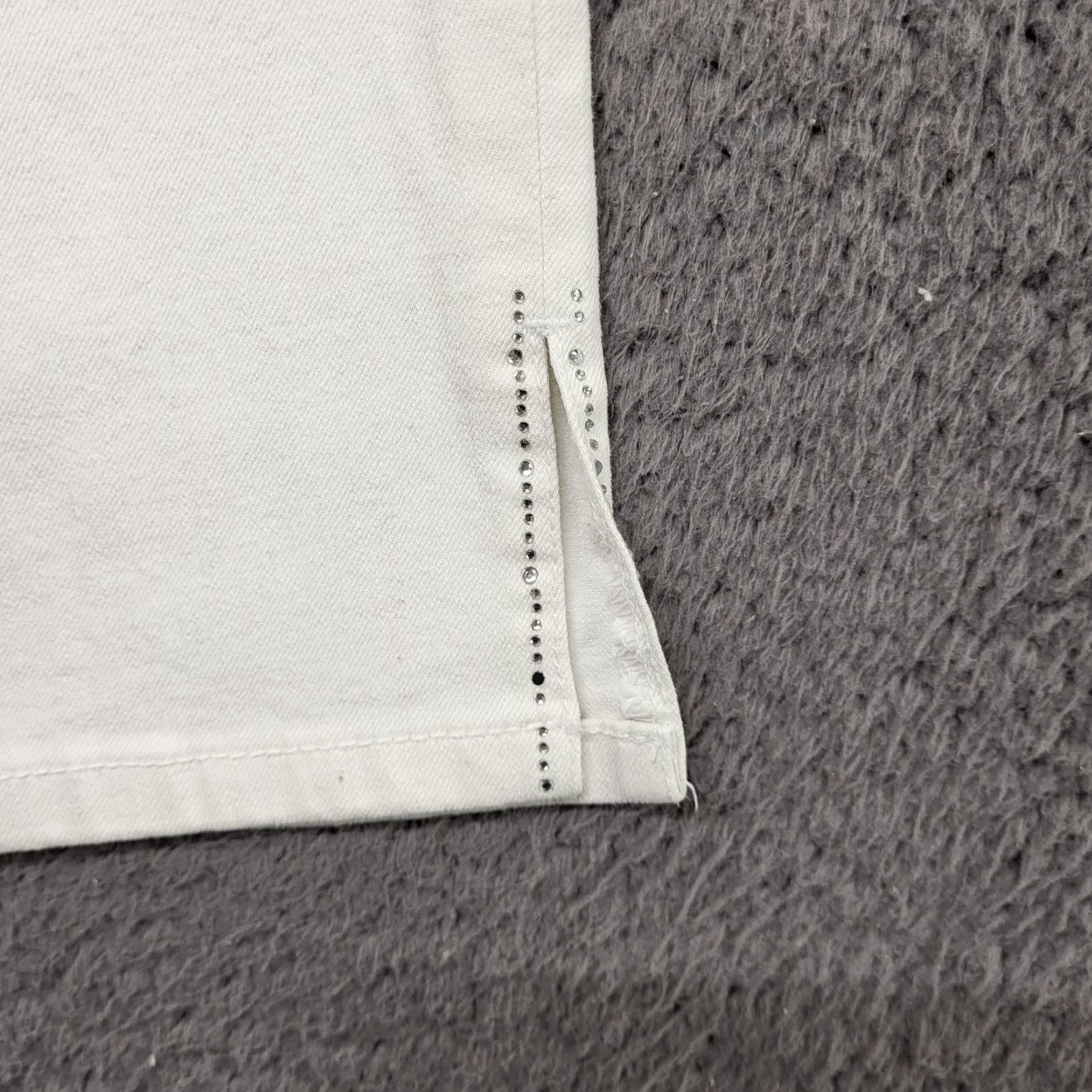 NYDJ VINTAGE? No — NYDJ Capris Jeans Women 16P Denim Chloe Bling Outline White 5-Pocket Stretch Regular NYDJ Chloe USA Preppy City 16P Womens Capris Jeans Size 38" / US 16 / IT 52 - 7 Thumbnail