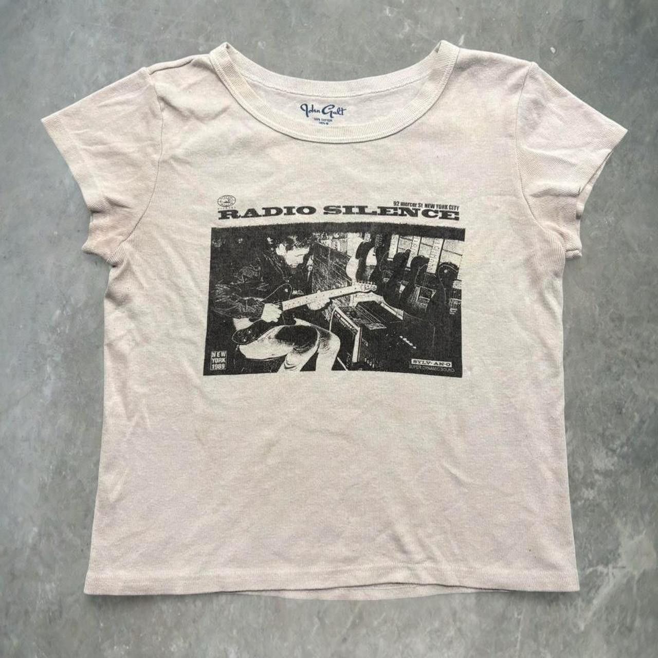 Vintage Crazy Vintage Y2K/2000s White Radio Silence Graphic Tee! Size US S / EU 44-46 / 1 - 1 Thumbnail