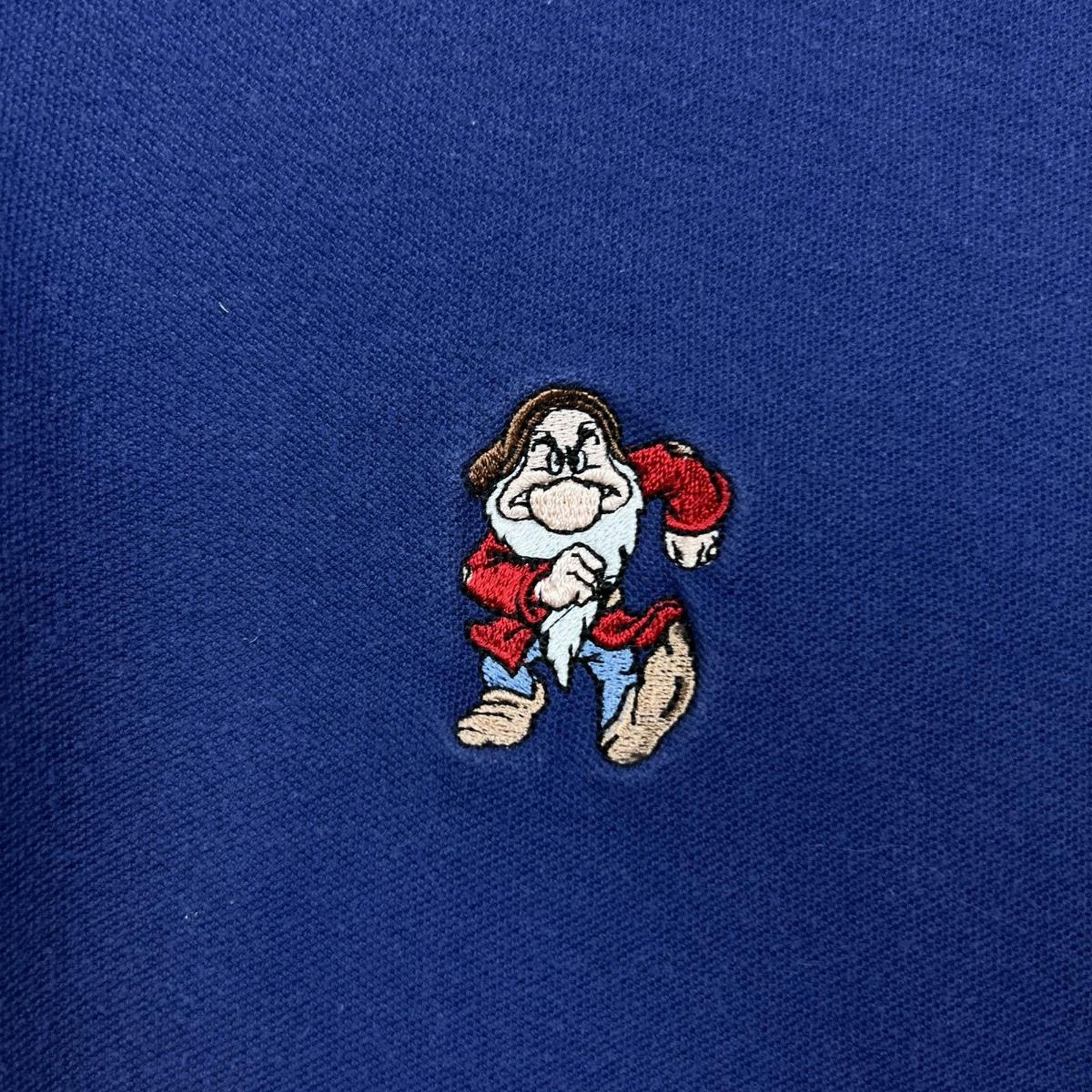 Disney × Vintage Vintage 90s Disney Snow White Grumpy Shirt Large Movie Polo Size US L / EU 52-54 / 3 - 2 Thumbnail