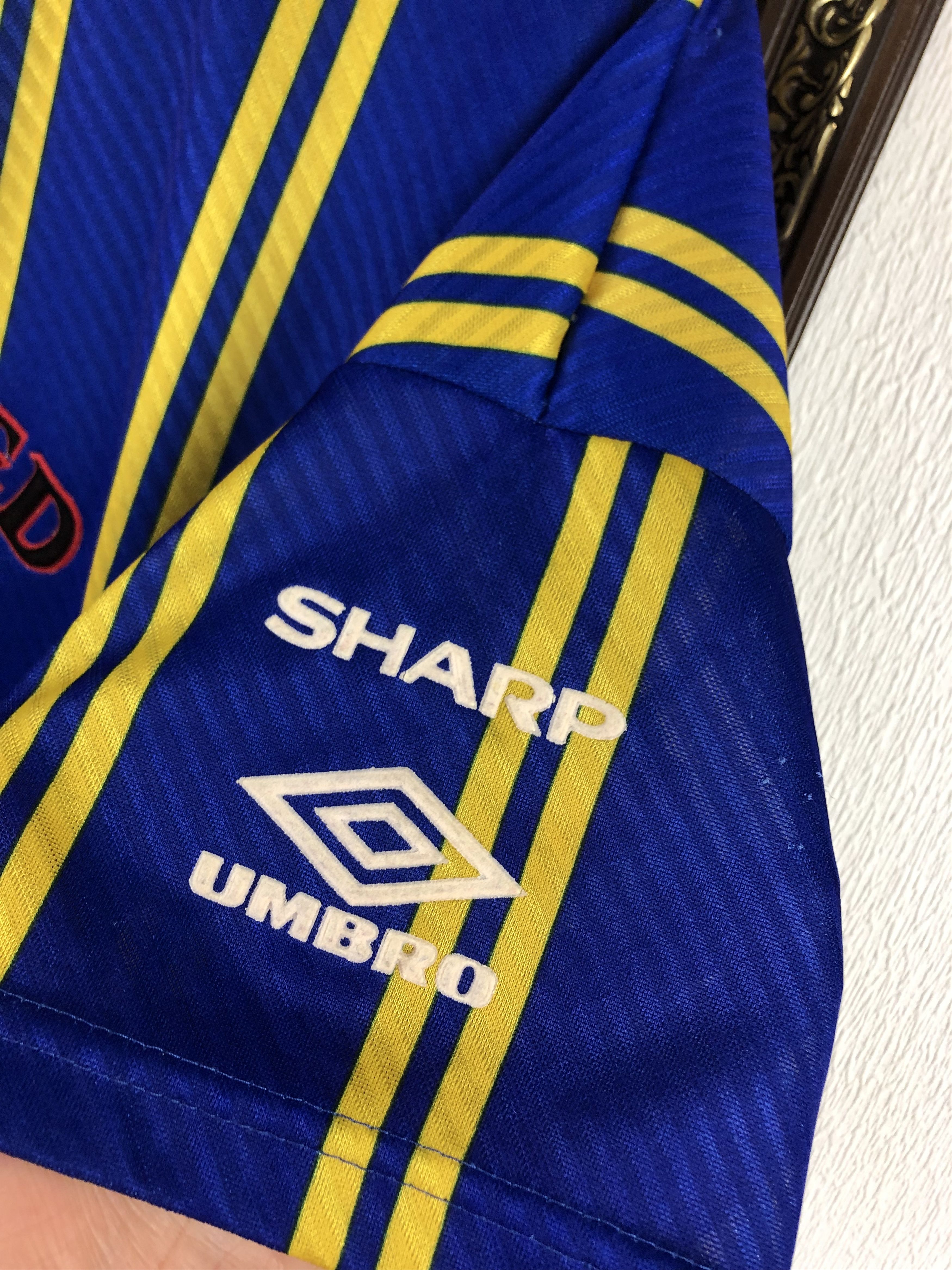 Umbro Vintage 90's Manchester United Football Shirt Soccer Jersey Size US M / EU 48-50 / 2 - 8 Thumbnail
