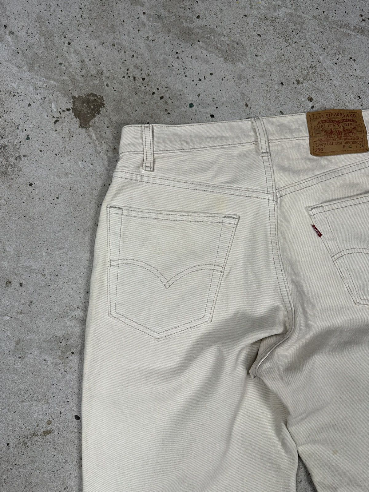 Levi's Vintage 1998 Levi’s 550 Relaxed Fit Denim Pants Jeans USA 90 Size US 30 / EU 46 - 18 Thumbnail