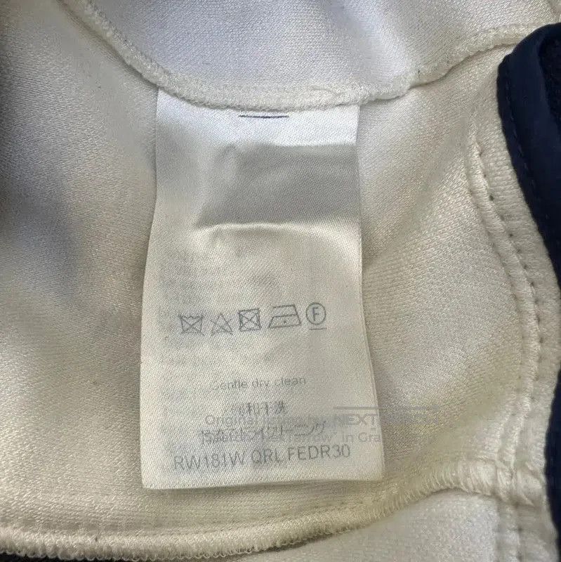Louis Vuitton Louis Vuitton Color. Size XS / US 0-2 / IT 36-38 - 8 Thumbnail