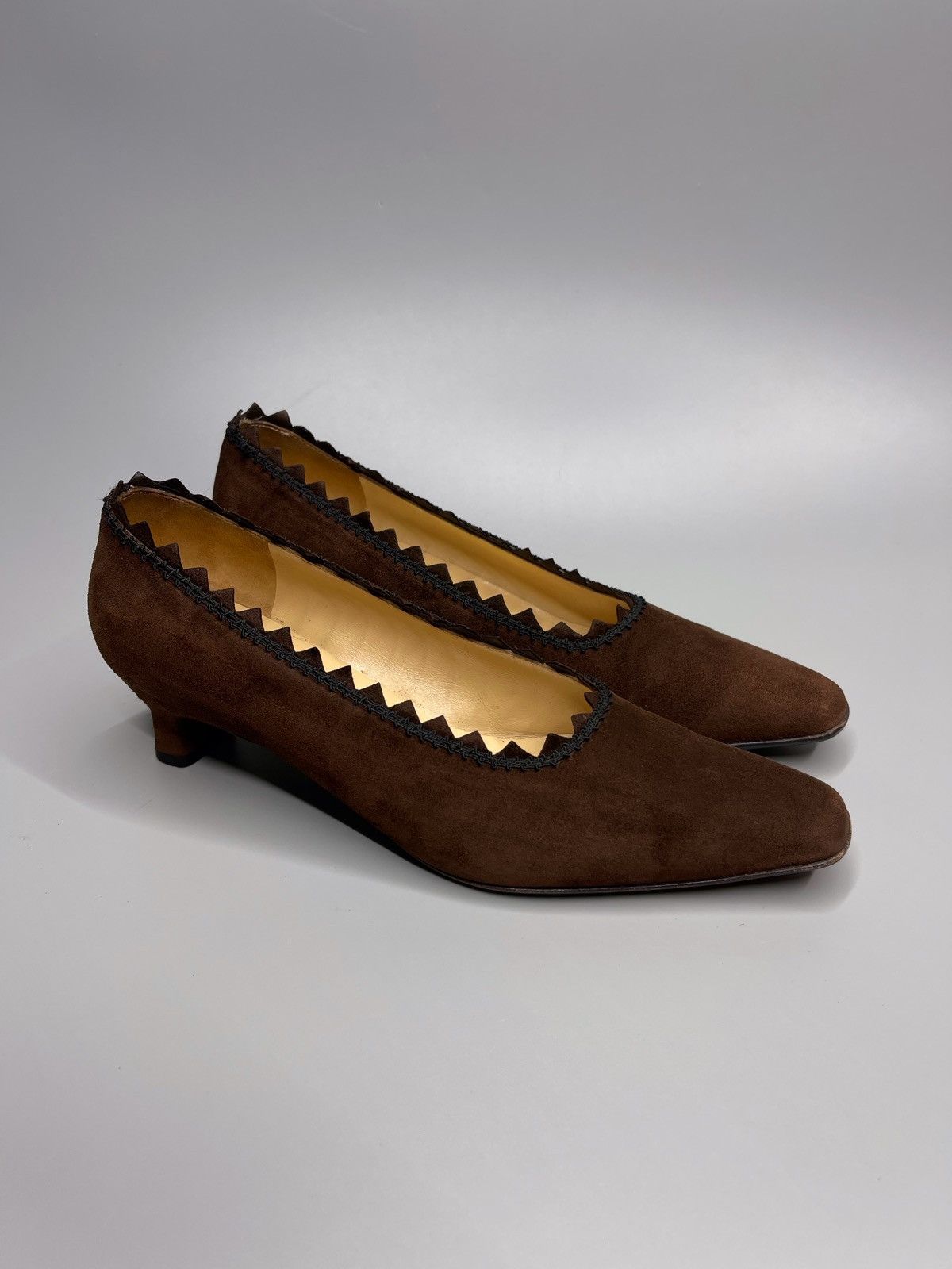 Salvatore Ferragamo Salvatore Ferragamo Brown Suede Heels Size US 6.5 / IT 36.5 - 1 Thumbnail