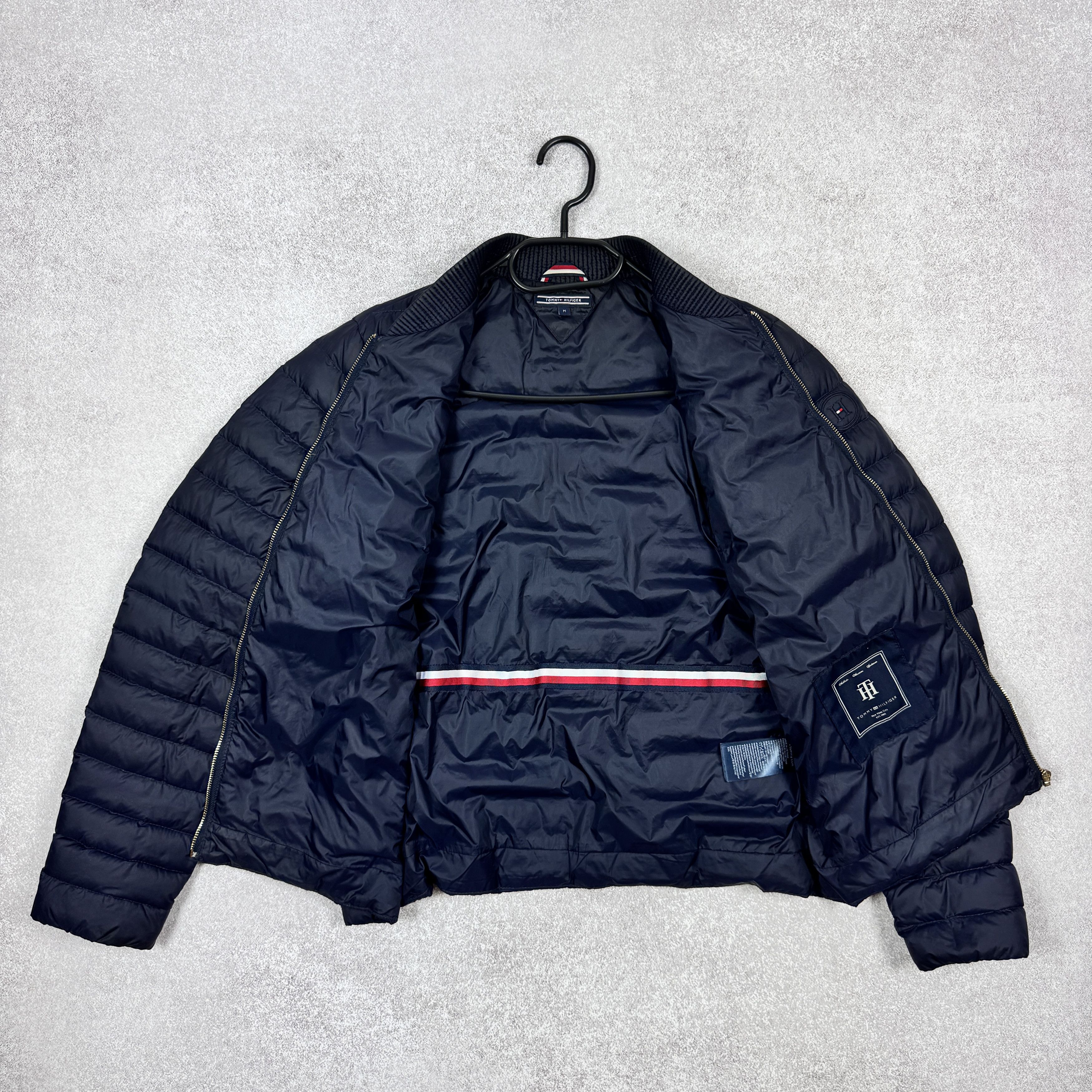 Tommy Hilfiger Women`s TOMMY HILFIGER Puffer Bomber Navy Down Jacket Size M Size M / US 6-8 / IT 42-44 - 5 Thumbnail