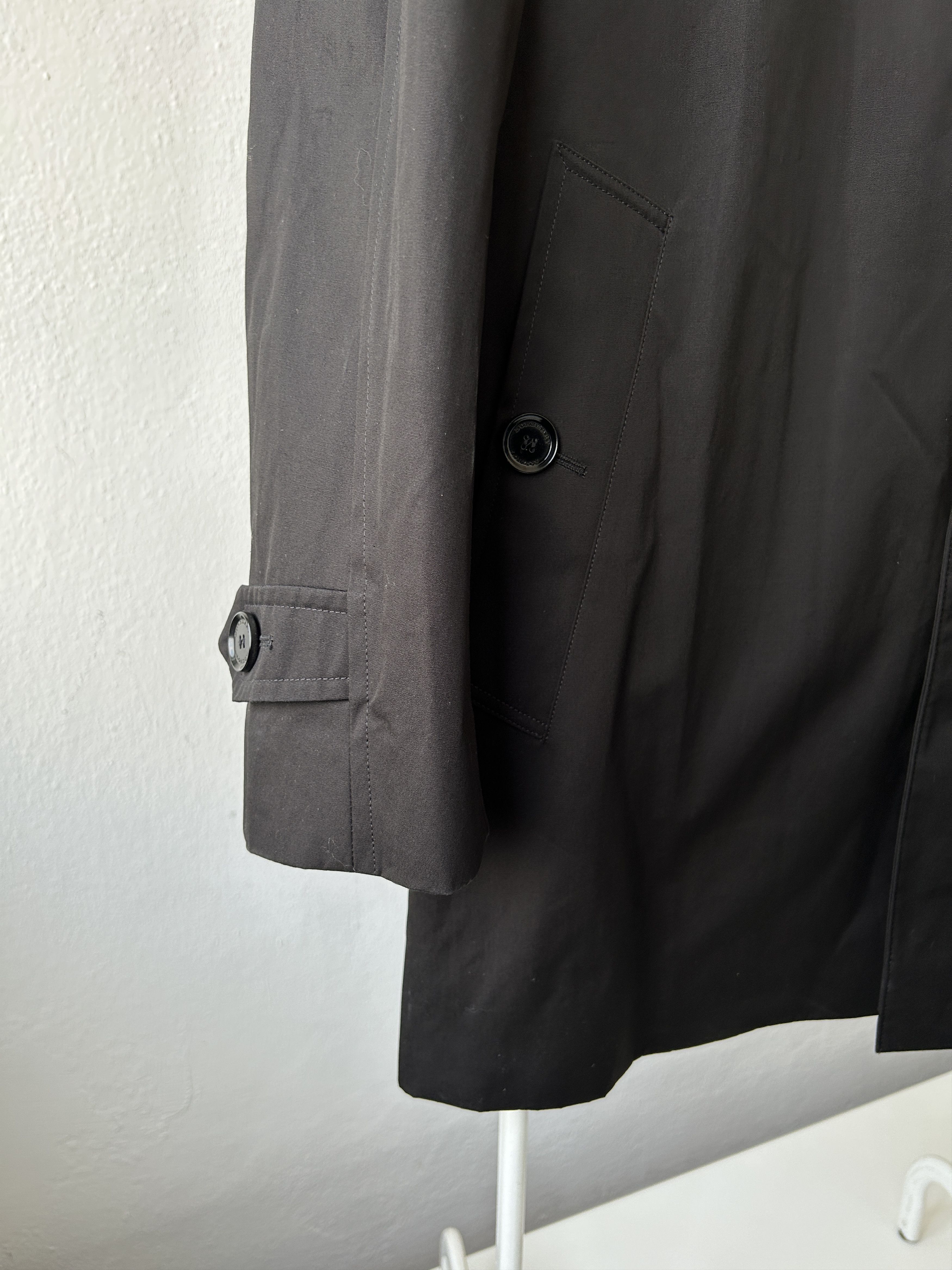 Burberry Burberry black trench coat Size US M / EU 48-50 / 2 - 6 Thumbnail