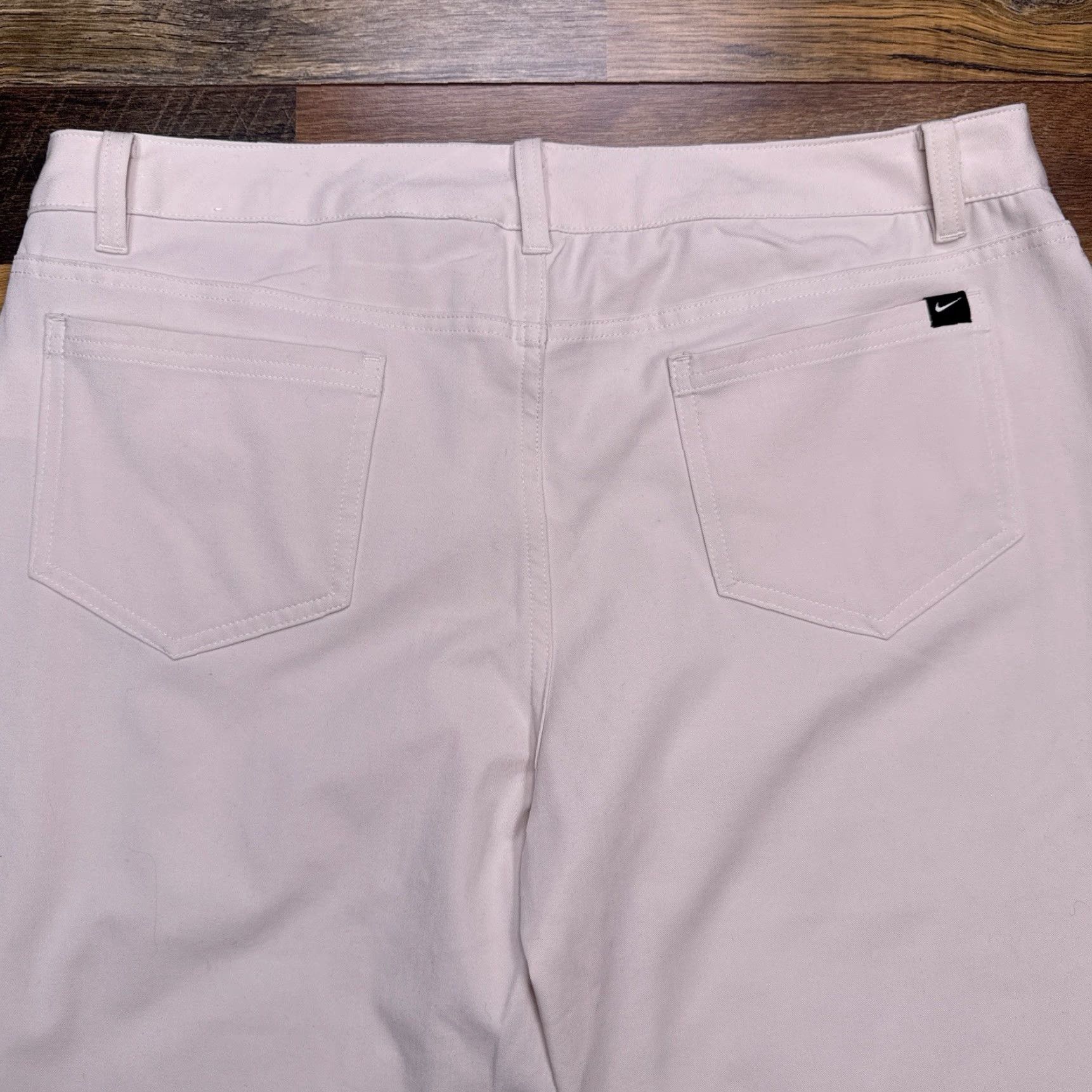 Nike Nike Dri-FIT Slim Fit Pants Womens 14 Beige Mid Rise Stretch Activewear Tapered Inseam 28 in Knit Cotton Blend Khakis Regular Women Mens? Size 36" / US 14 / IT 50 - 6 Thumbnail
