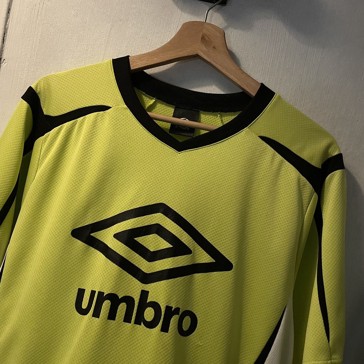 Umbro Beautiful Umbro Big Logo Jersey Size US S / EU 44-46 / 1 - 2 Thumbnail