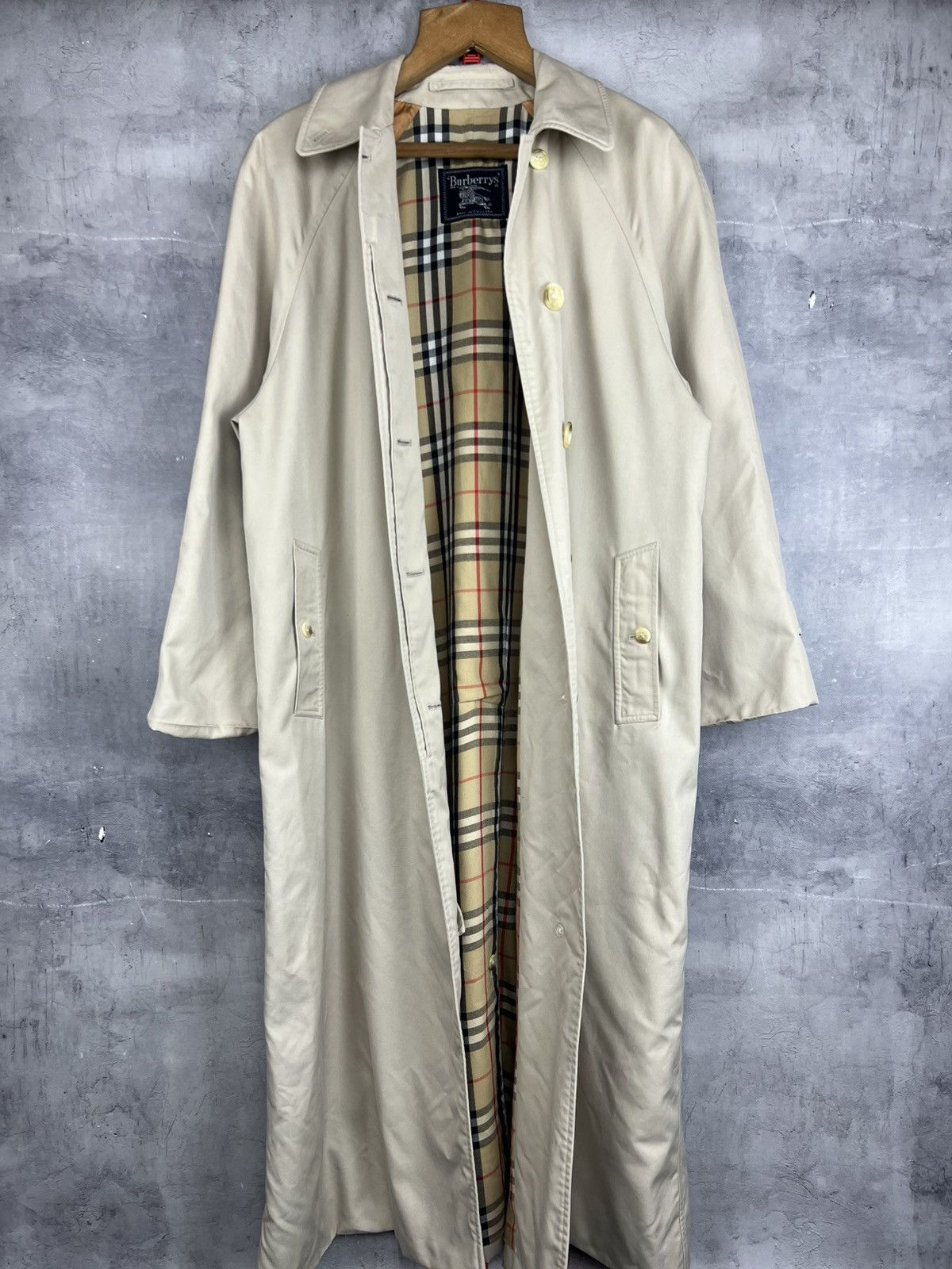 Burberry Burberry's London Vintage Nova Cheak Trench UK 12 EU40 US8 Size M / US 6-8 / IT 42-44 - 1 Thumbnail