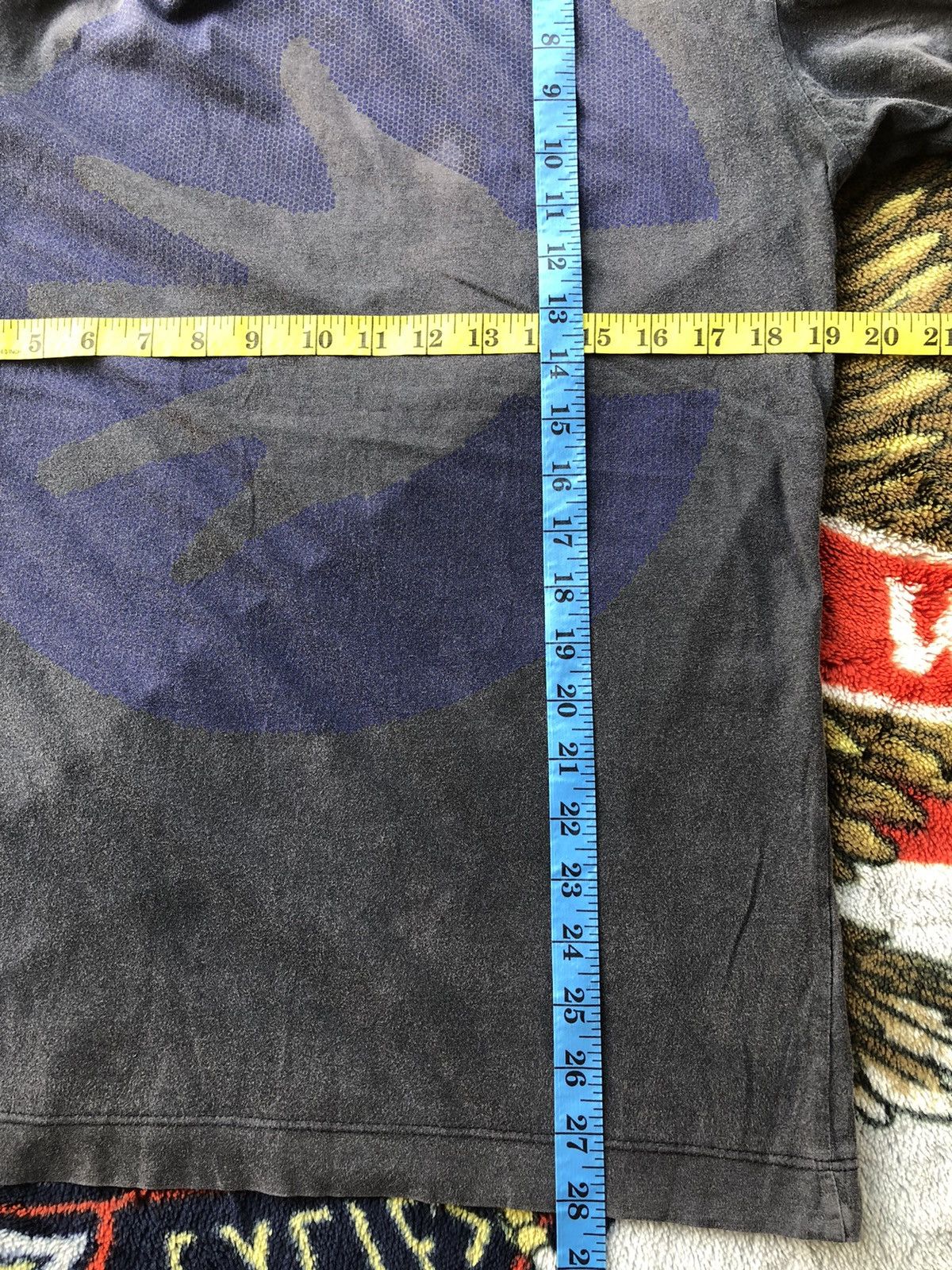Comme des Garcons Vintage Comme Des Garçons 2001 ete Japanese Design Faded Tee Size US L / EU 52-54 / 3 - 9 Thumbnail