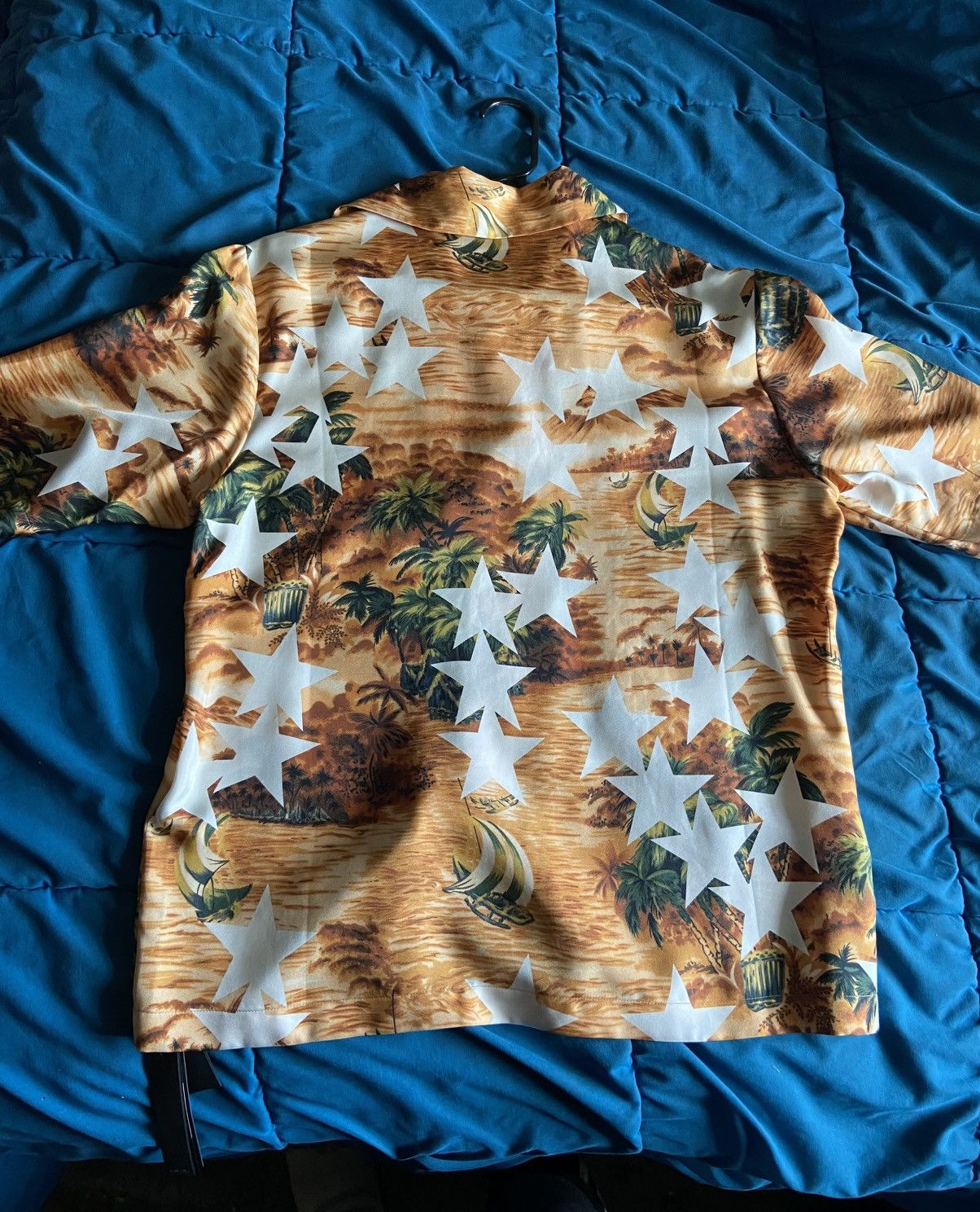 Amiri Amiri Silk Button up Stars Shirt Brand New with tags Size US XS / EU 42 / 0 - 7 Thumbnail