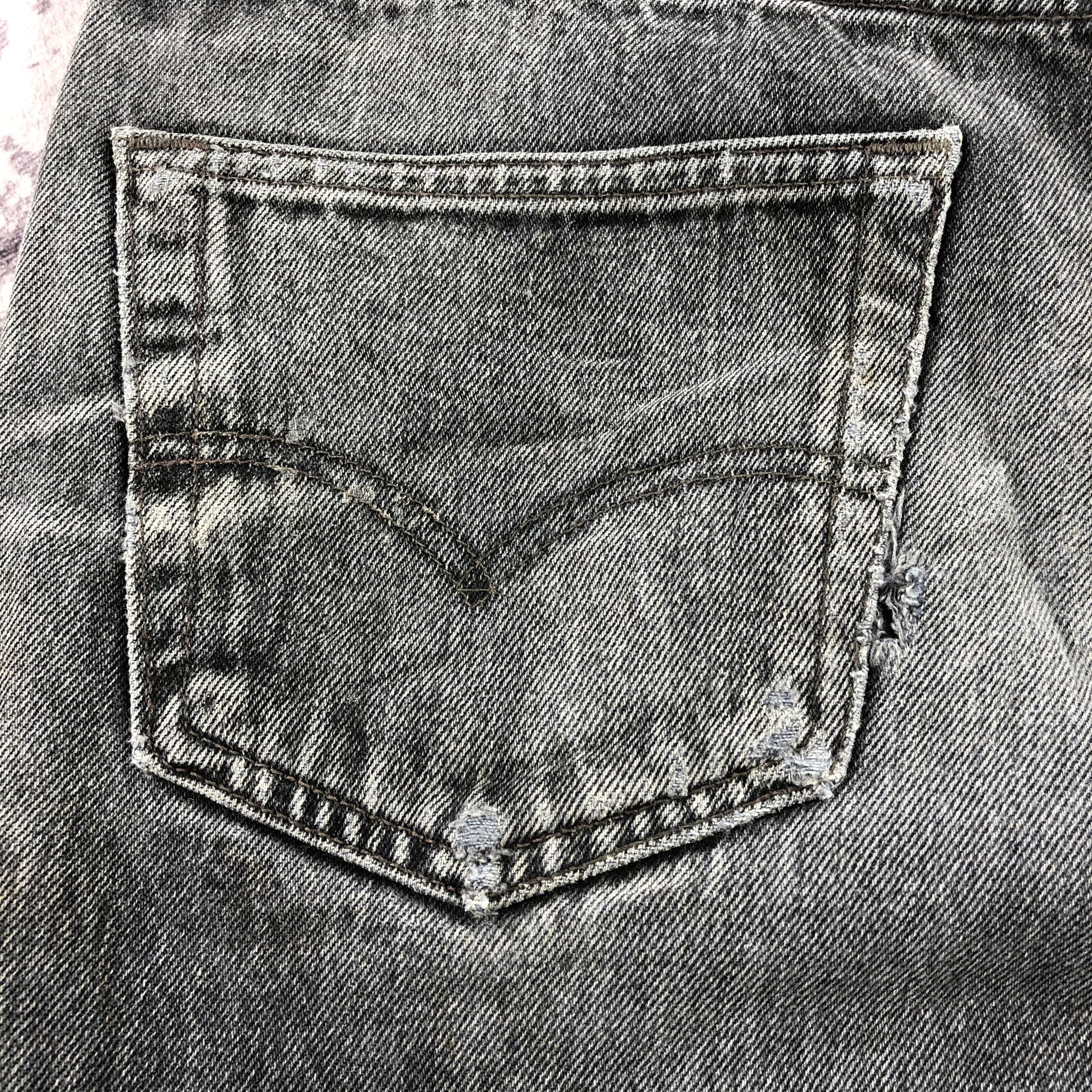 Levi's × Vintage Vintage 90s Levis 501 Sunfaded Jeans-JM2365 Size US 33 - 8 Thumbnail