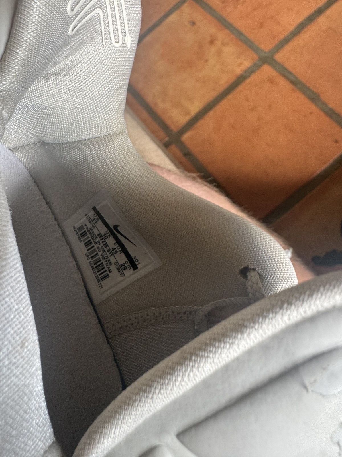 Nike Nike Kobe ad “light bone" basketball sneakers Size US 11 / EU 44 - 6 Thumbnail