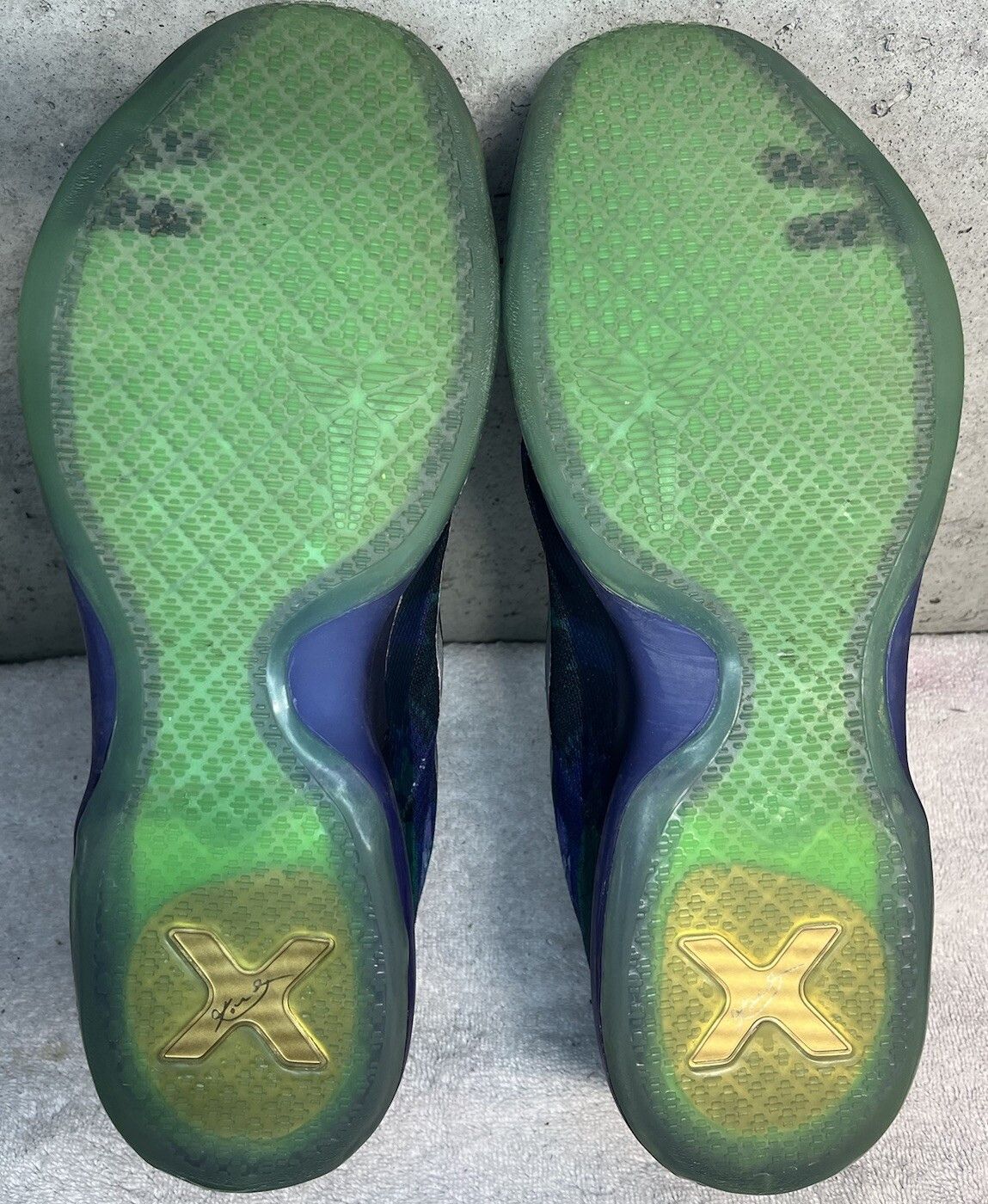 Nike NIKE KOBE 10 - OVERCOME X - Size 15 Basketball Shoes Size US 15 / EU 48 - 7 Thumbnail