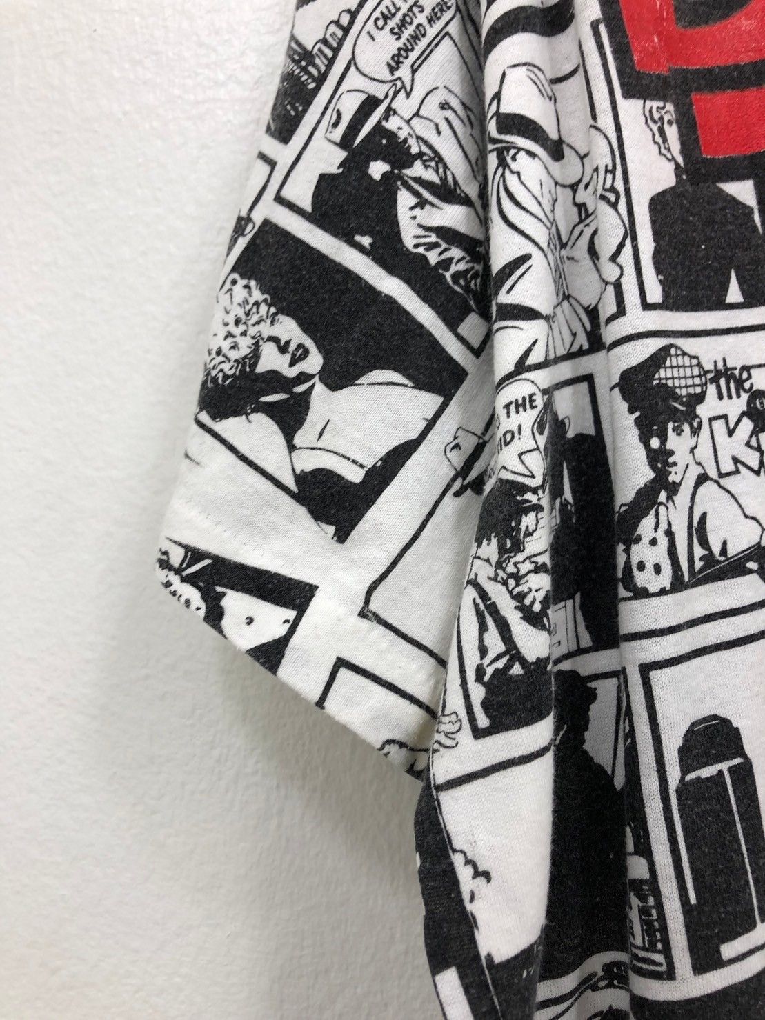 Vintage Vintage 1990's Disney Dick Tracy Comic Strip shirt Overprint Size US XL / EU 56 / 4 - 4 Thumbnail