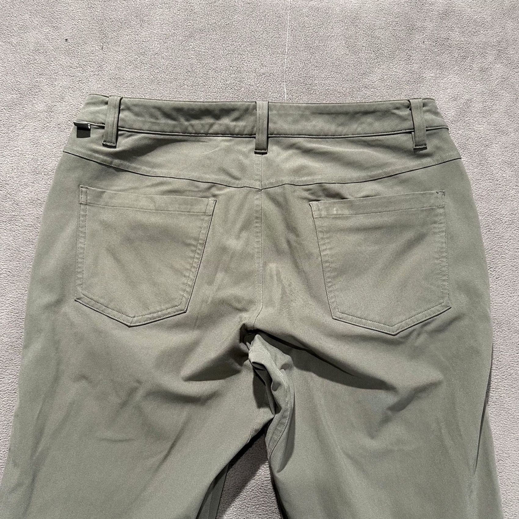 Lululemon Lululemon ABC Pants Mens 31 Green Slim Performance Warpstreme Chino LM5972S READ Size US 31 - 4 Thumbnail