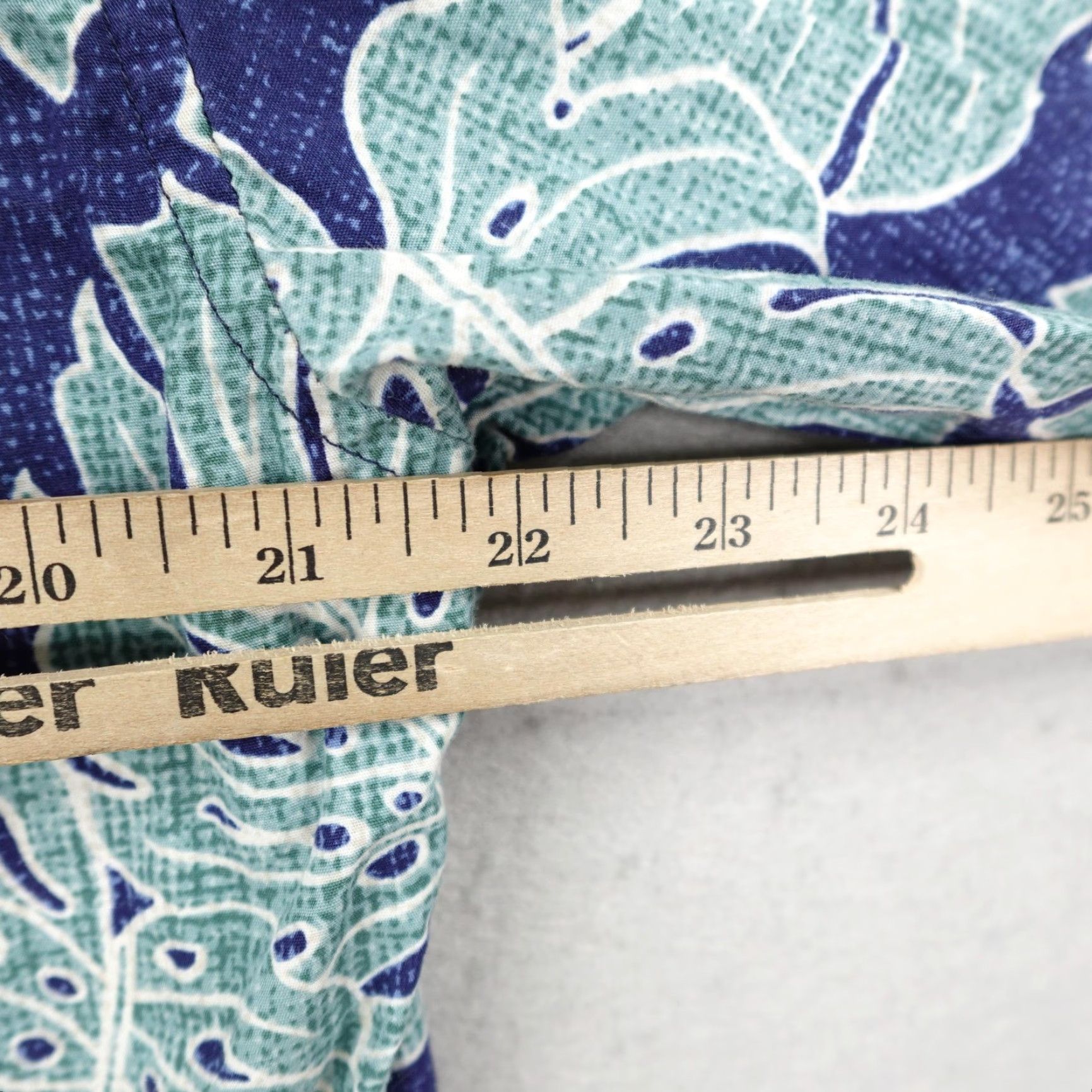 Hilo Hattie Hilo Hattie Hawaiian Shirt Mens Medium Blue Leaf Print Pullover Aloha Size US M / EU 48-50 / 2 - 5 Thumbnail