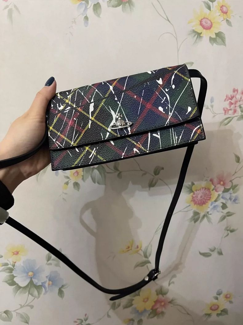 Vivienne Westwood Vivienne Westwood size os Saturn Pape ink color pattern sla Size ONE SIZE - 3 Thumbnail