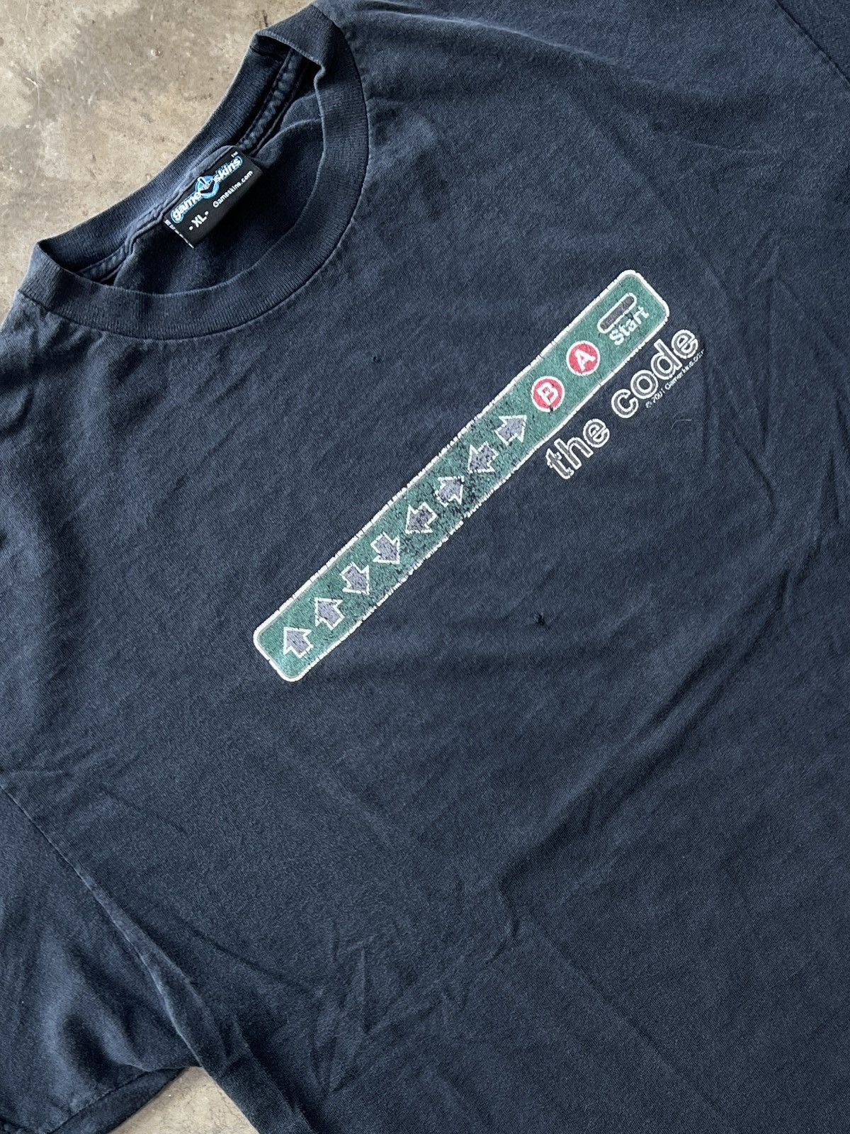 Vintage Vintage 2001 Contra NES The Code Gamer Tee XL Size US XL / EU 56 / 4 - 1 Thumbnail