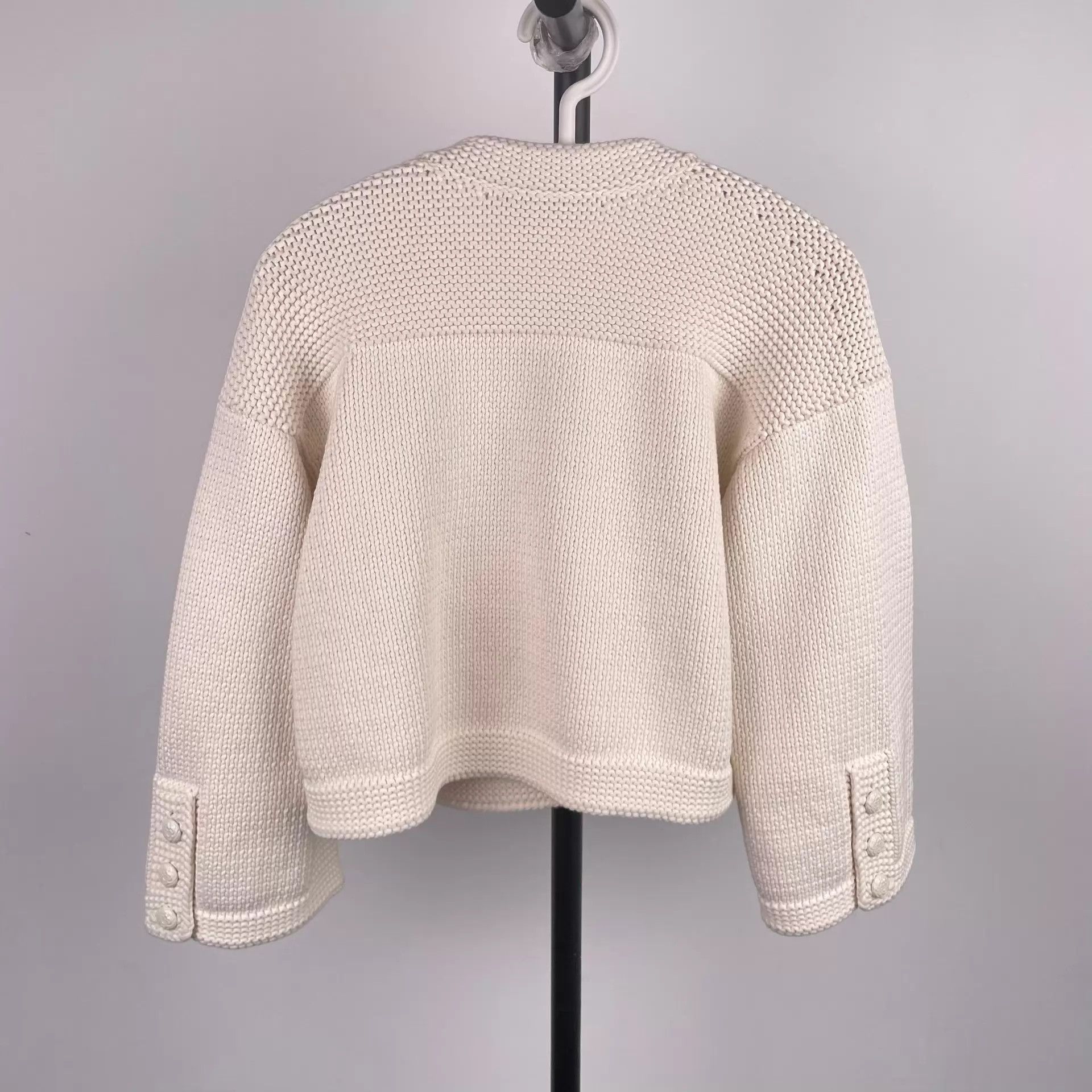 Chanel CHANEL women's knit sweater 40 2025 Size M / US 6-8 / IT 42-44 - 2 Thumbnail