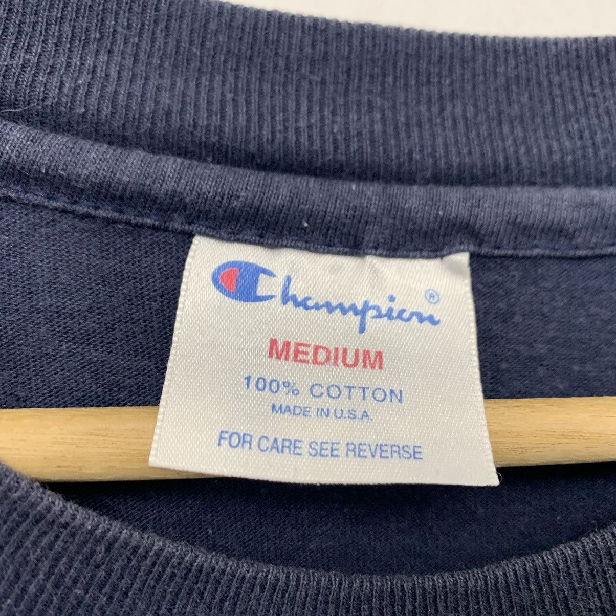 Champion Vintage Champion Usa Basketball Team Tshirt Size US M / EU 48-50 / 2 - 6 Thumbnail