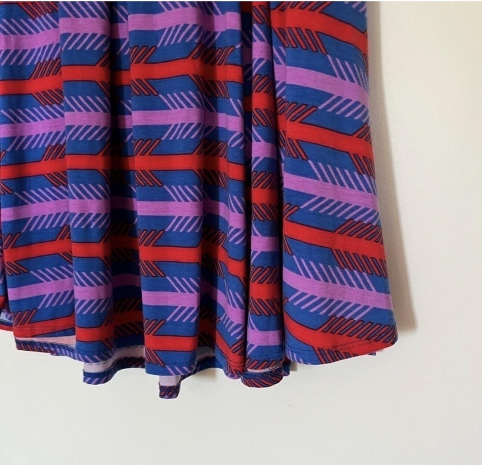 Other Luluroe skirt Size 28" / US 6 / IT 42 - 4 Thumbnail