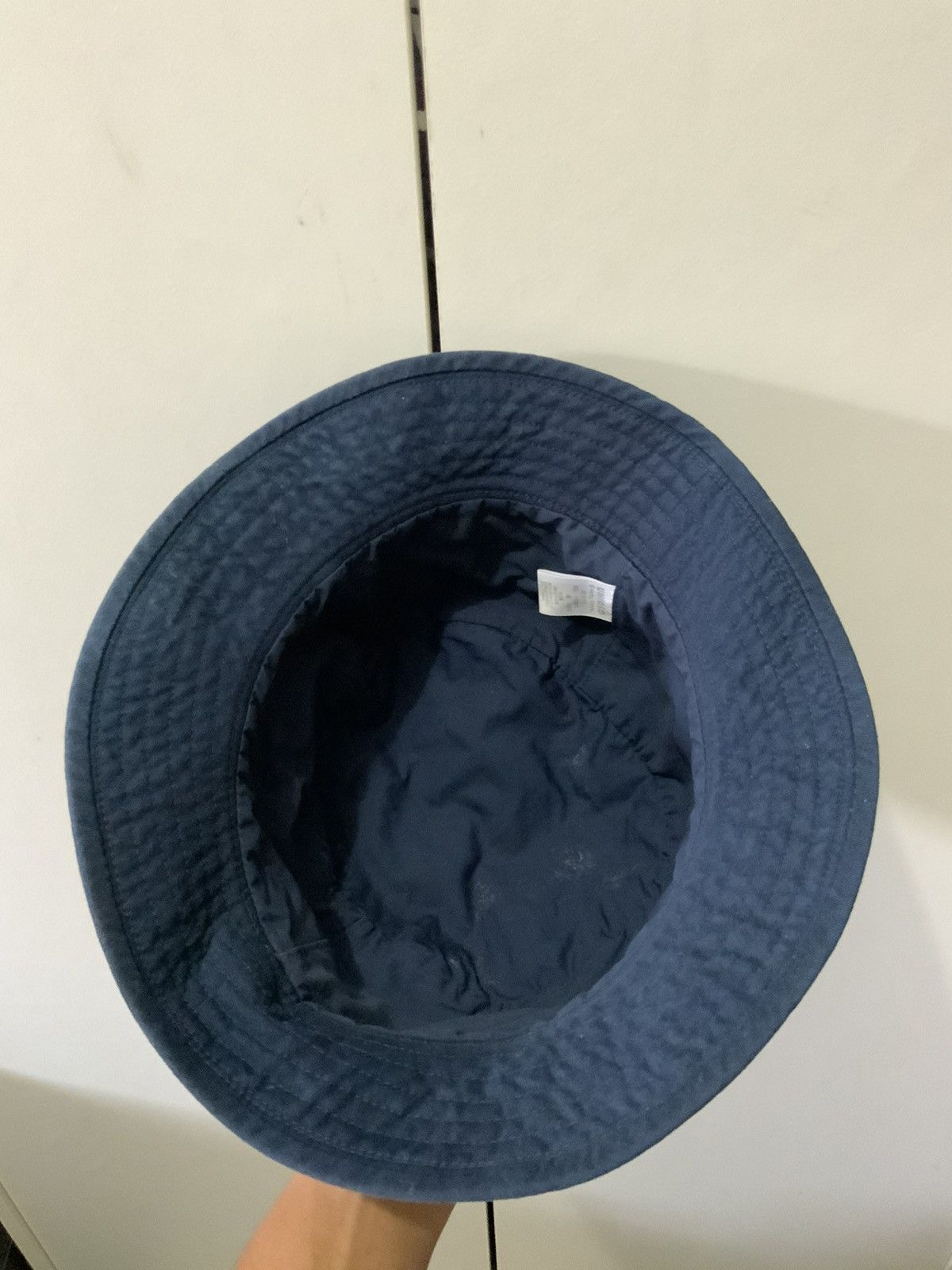 Keith Haring Uniqlo Keith Haring Indigo Hat Size ONE SIZE - 7 Thumbnail