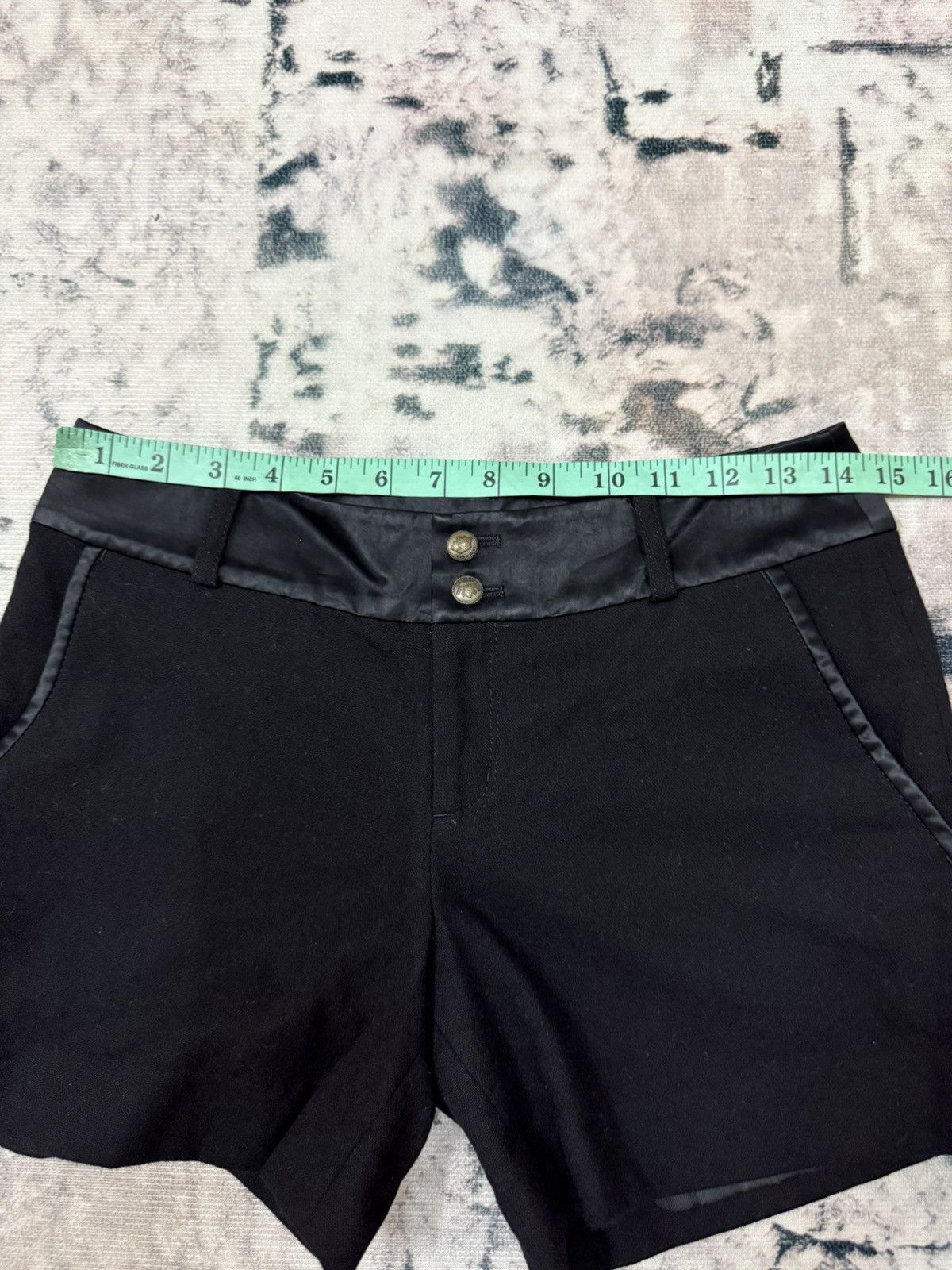 Burberry × Designer × Japanese Brand Burberry London Blue Label Wool Short Pants Size 28" / US 6 / IT 42 - 13 Thumbnail