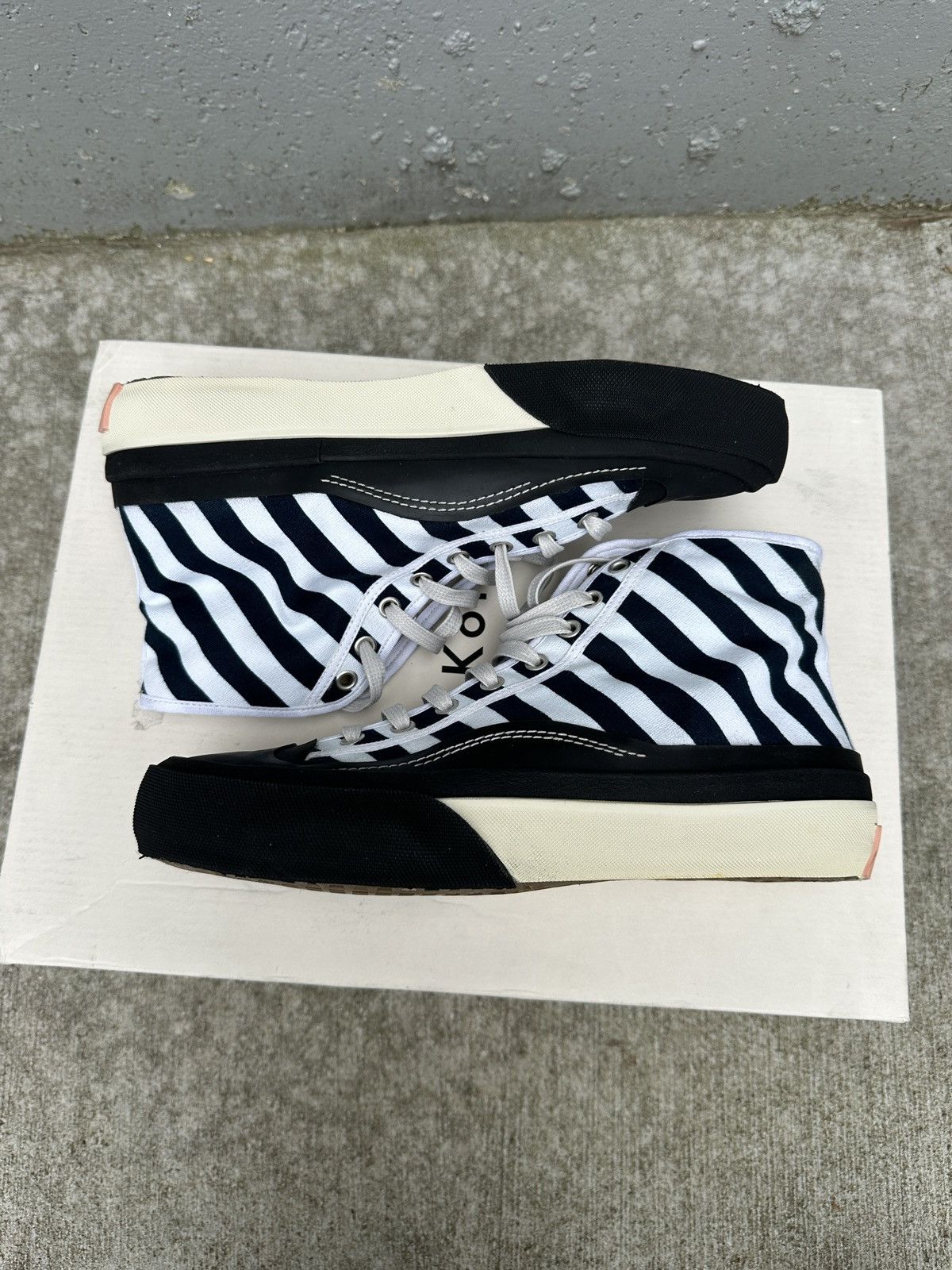 Acne Studios Bla Konst Canvas Sneaker Size US 7 / EU 40 - 4 Thumbnail