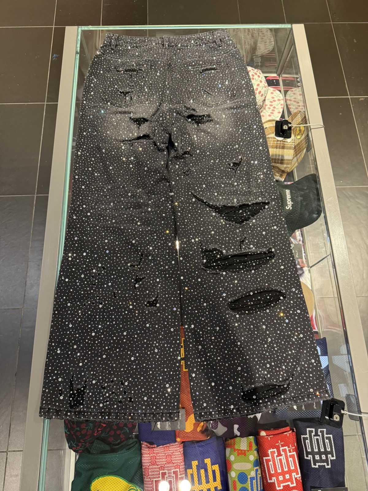 Other Vale Rainstorm Rhinestone Denim Jeans Black Size US 30 / EU 46 - 2 Thumbnail