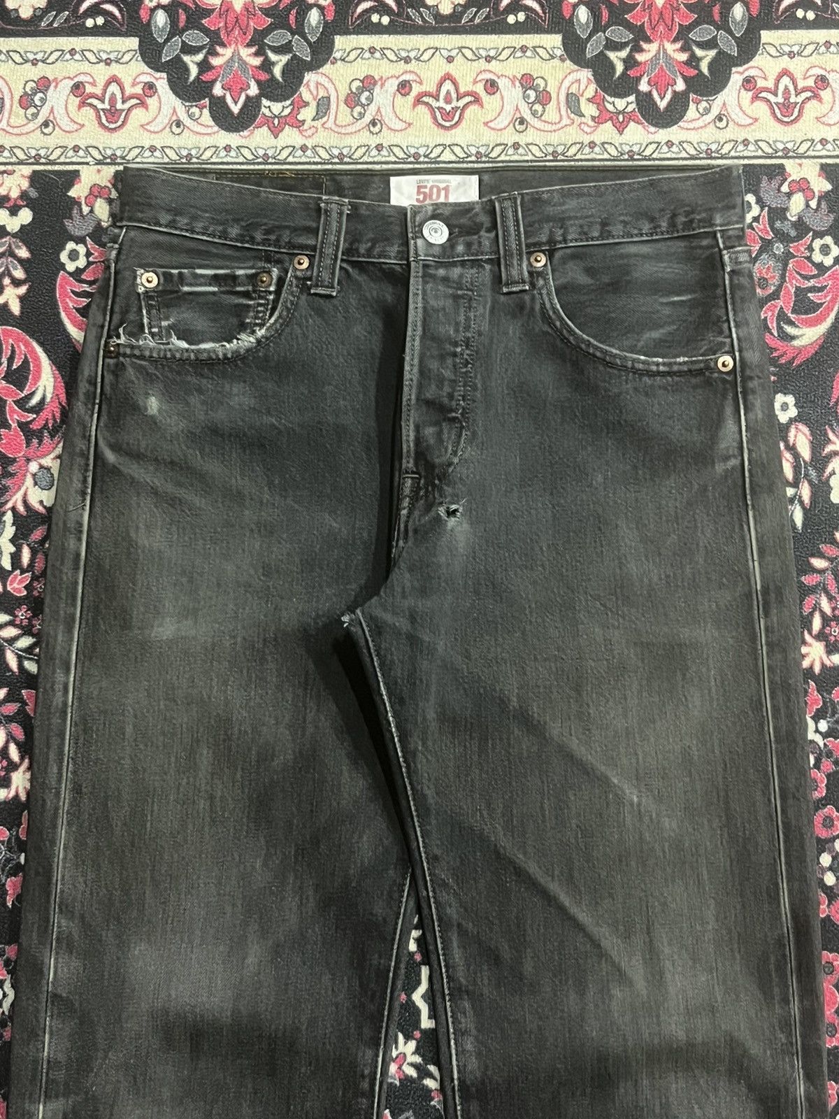 Levi's Vintage Y2K Levi’s 501 Black Faded Washed Frayed Leg Jeans Size US 29 - 4 Thumbnail