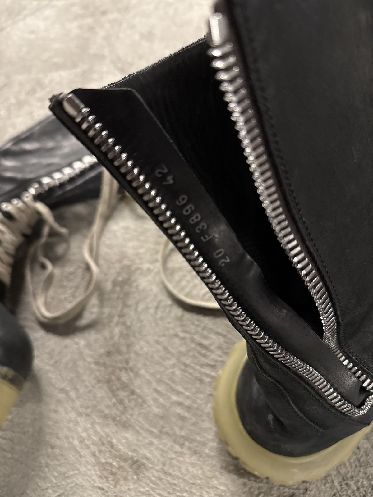 Rick Owens FW20 - Performa Mega Bozo Lace Up Tractor Boots Size US 9 / EU 42 - 5 Thumbnail