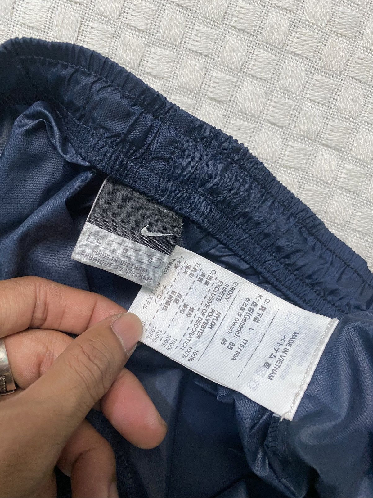 Carhartt Wip × Nike VINTAGE NIKE 90S BAGGY WIDE LEG SWOOSH TRACK PANTS Y2K Size US 38 / EU 54 - 12 Thumbnail