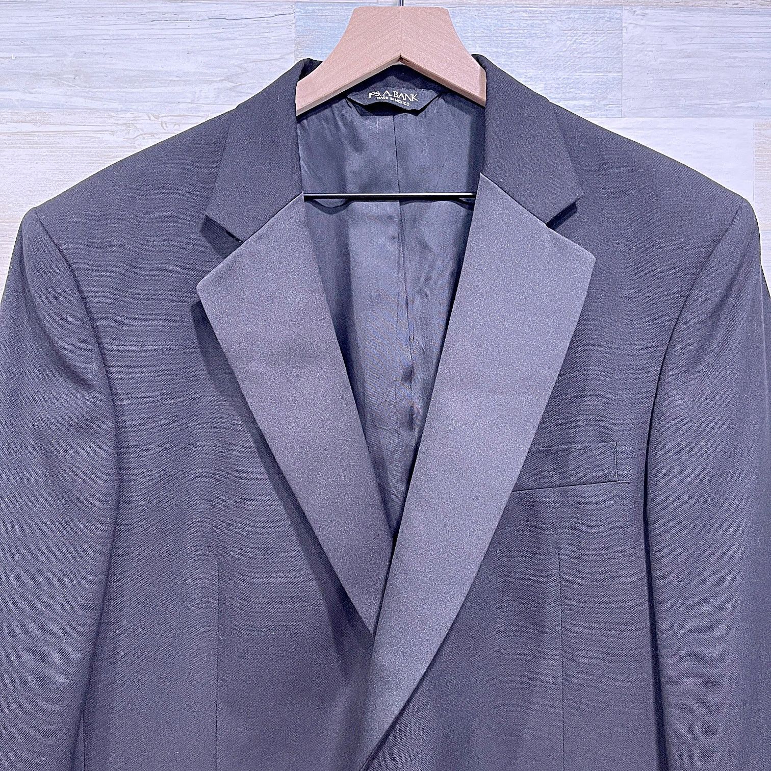 Jos. A. Bank Jos A Bank Tuxedo Suit Black Mens 42R 36W Size 44R - 3 Thumbnail