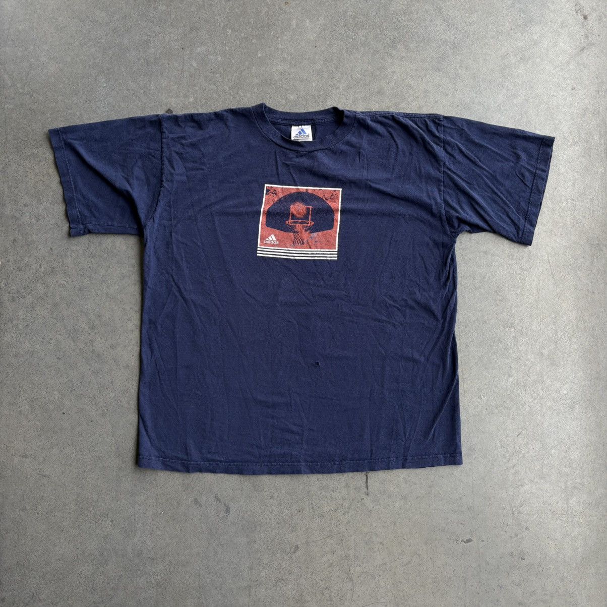Adidas × Vintage Vintage 2000's Adidas Oakley Style Center Graphic Tee Sports Size US XL / EU 56 / 4 - 1 Thumbnail