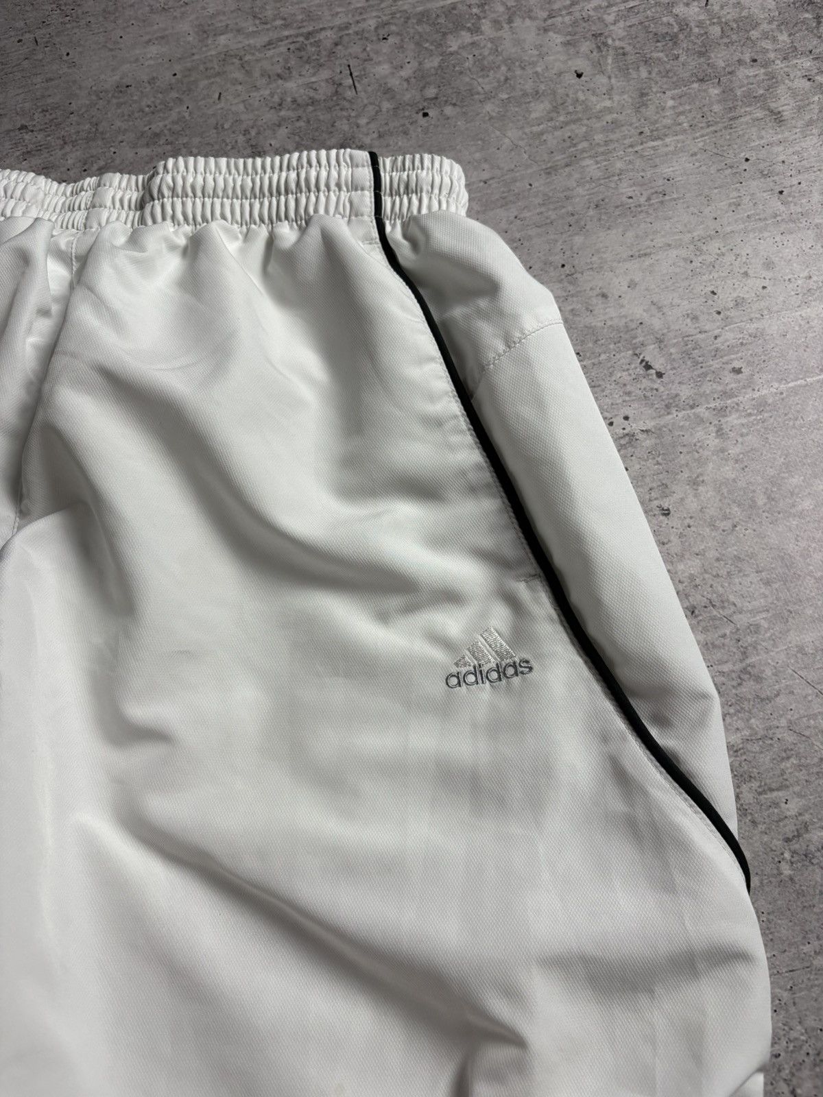 Adidas Adidas Vintage Nylon Pants Size US 30 / EU 46 - 6 Thumbnail