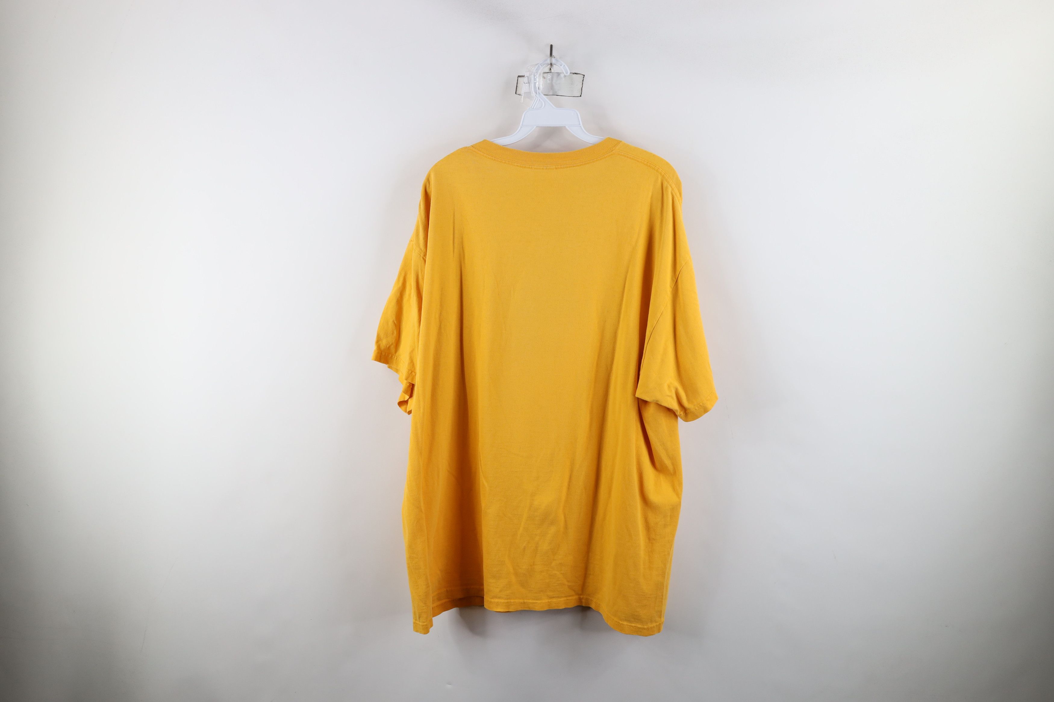 Vintage Vintage 90s Spell Out Script University of Michigan T-Shirt Size US XL / EU 56 / 4 - 11 Thumbnail