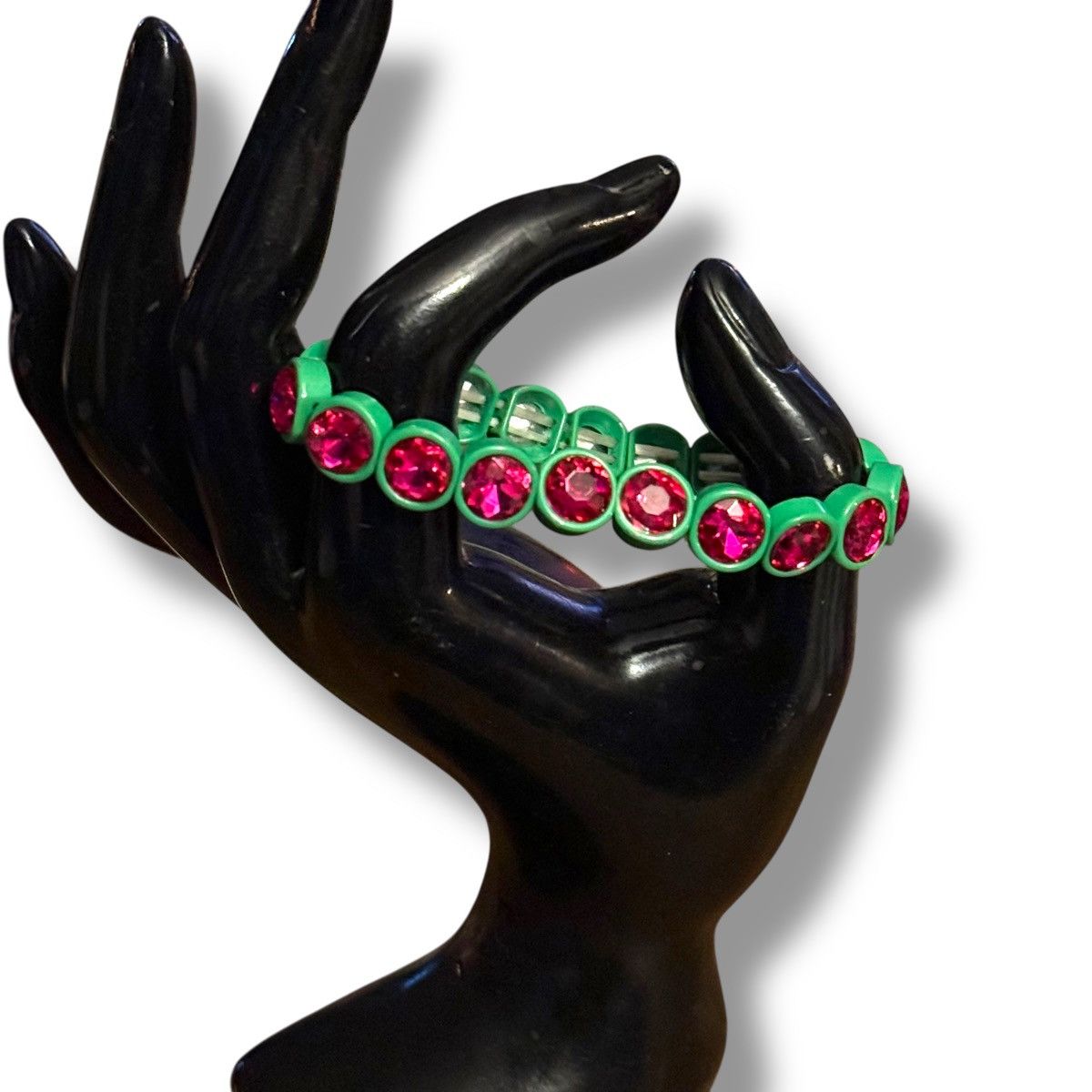 Other Green with hot pink gemstone stretch bracelet Size ONE SIZE - 2 Thumbnail