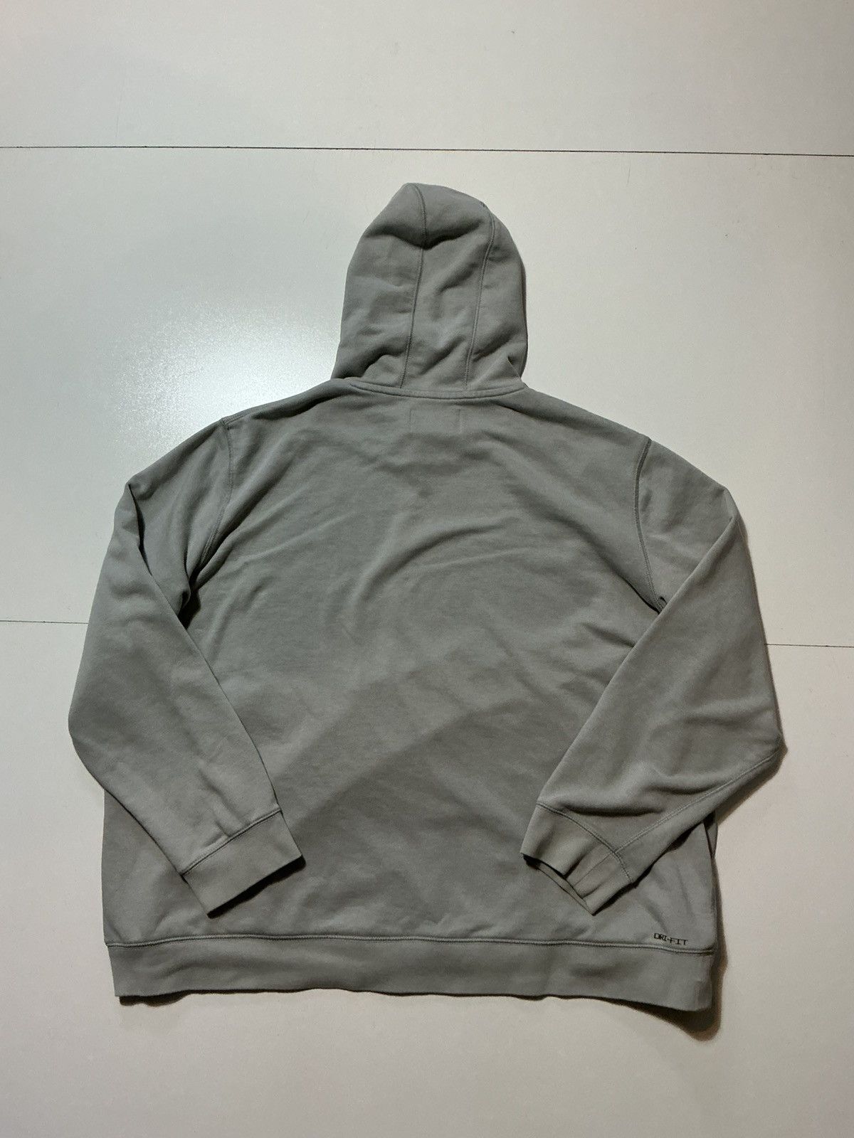 Jordan Brand Air Jordan UCLA Bruins Center Jumpman Pullover Hoodie Size US XL / EU 56 / 4 - 3 Thumbnail