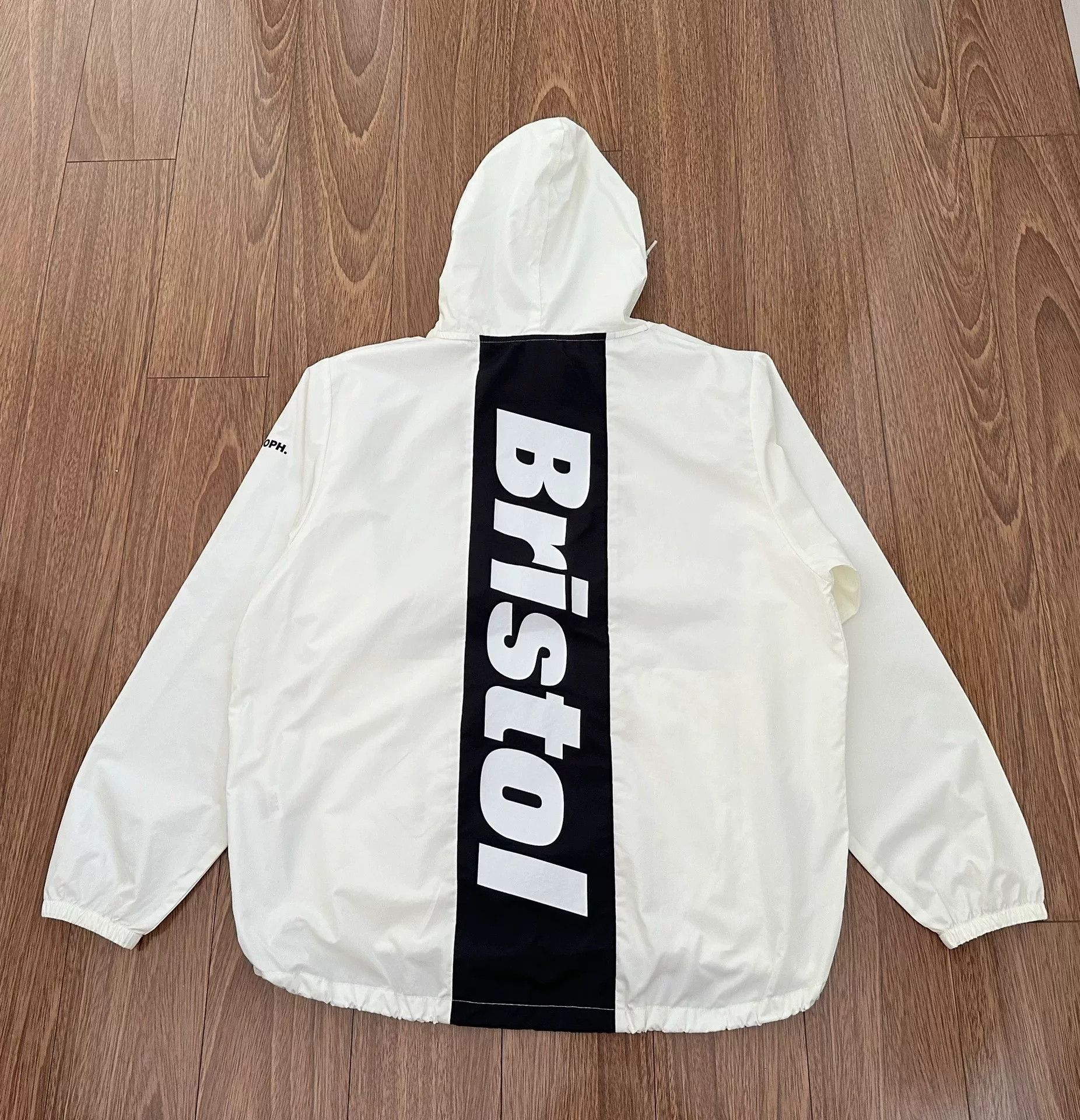 F.C.R.B F.C.R.B. Back Stripe Anorak Size US M / EU 48-50 / 2 - 2 Thumbnail