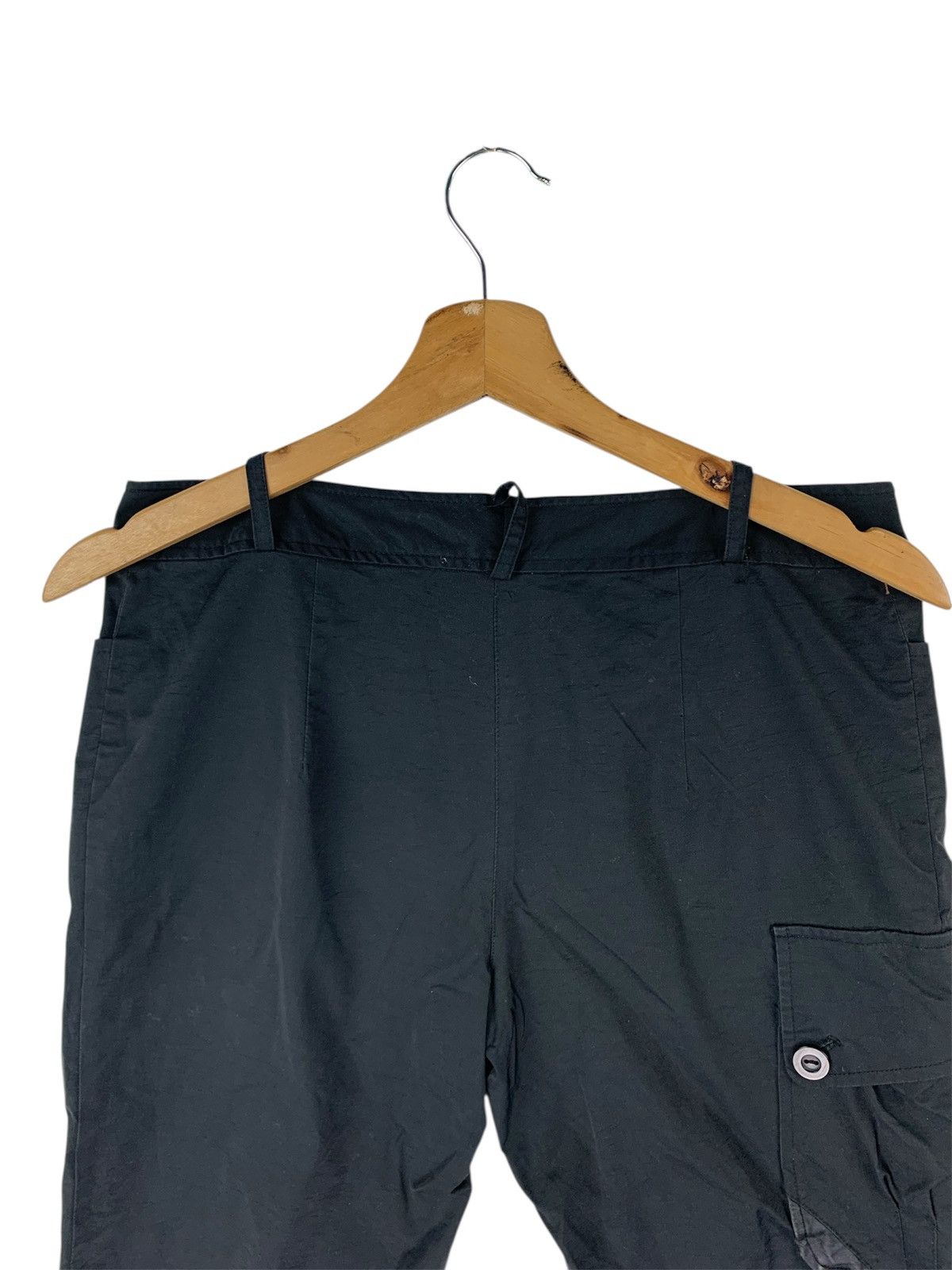 Alexander McQueen Alexander McQueen Short Pants Black Colour Nice Design Size US 30 / EU 46 - 6 Thumbnail