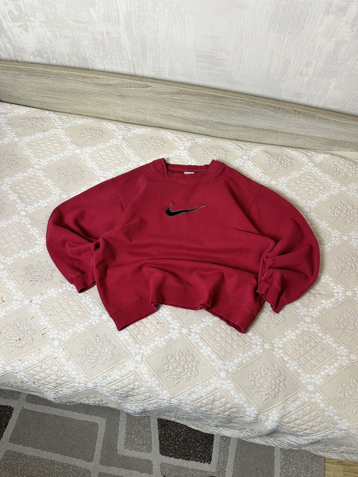 Nike 🔥 90s Big Logo Swoosh Nike Burgundy Sweatshirt Pullover 00s Size US S / EU 44-46 / 1 - 2 Thumbnail