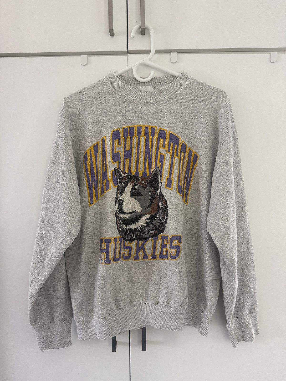 Champion Vintage 90's University of Washington Sweatshirt Size US L / EU 52-54 / 3 - 1 Thumbnail