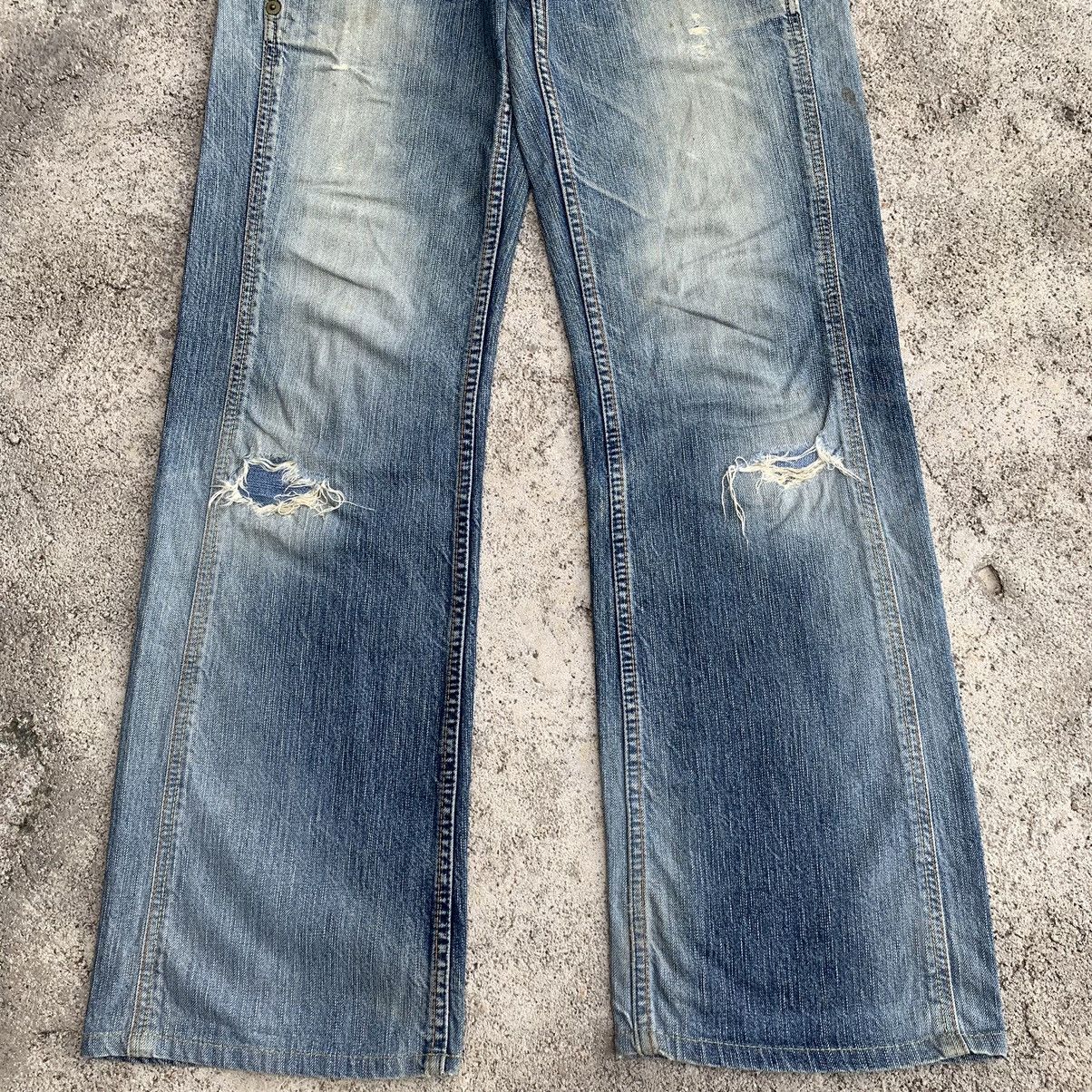 Japanese Brand Flare Vintage Edwin Blue Trip Distressed Denim W32 Size US 32 / EU 48 - 6 Thumbnail