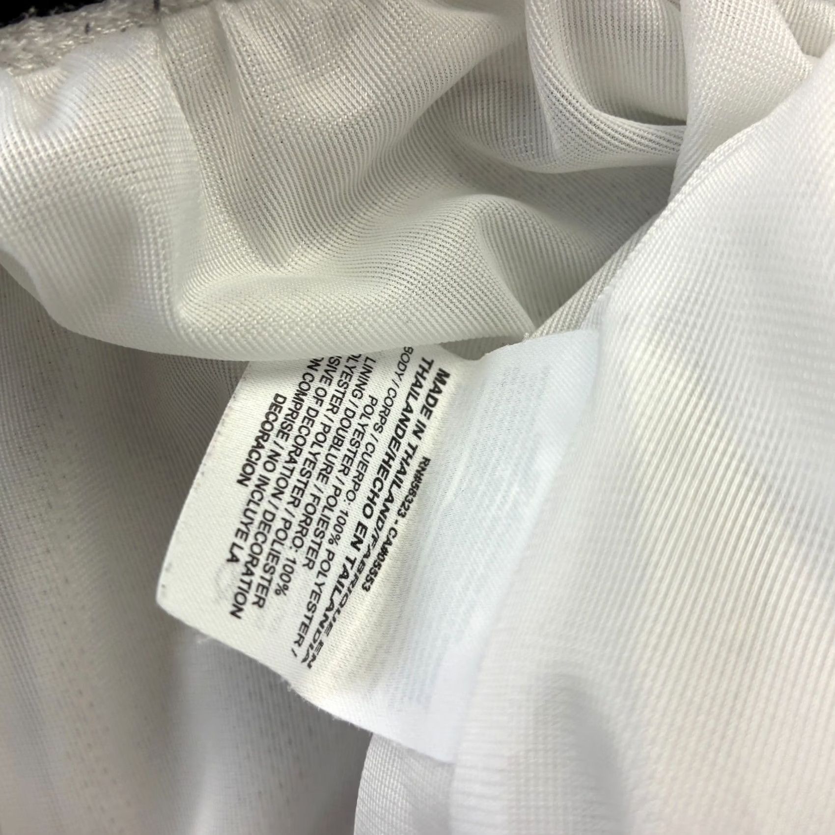 Nike VINTAGE Nike Shorts Mens 2XL White Shiny Dazzle Basketball Baggy Shorts Size US 32 / EU 48 - 6 Thumbnail