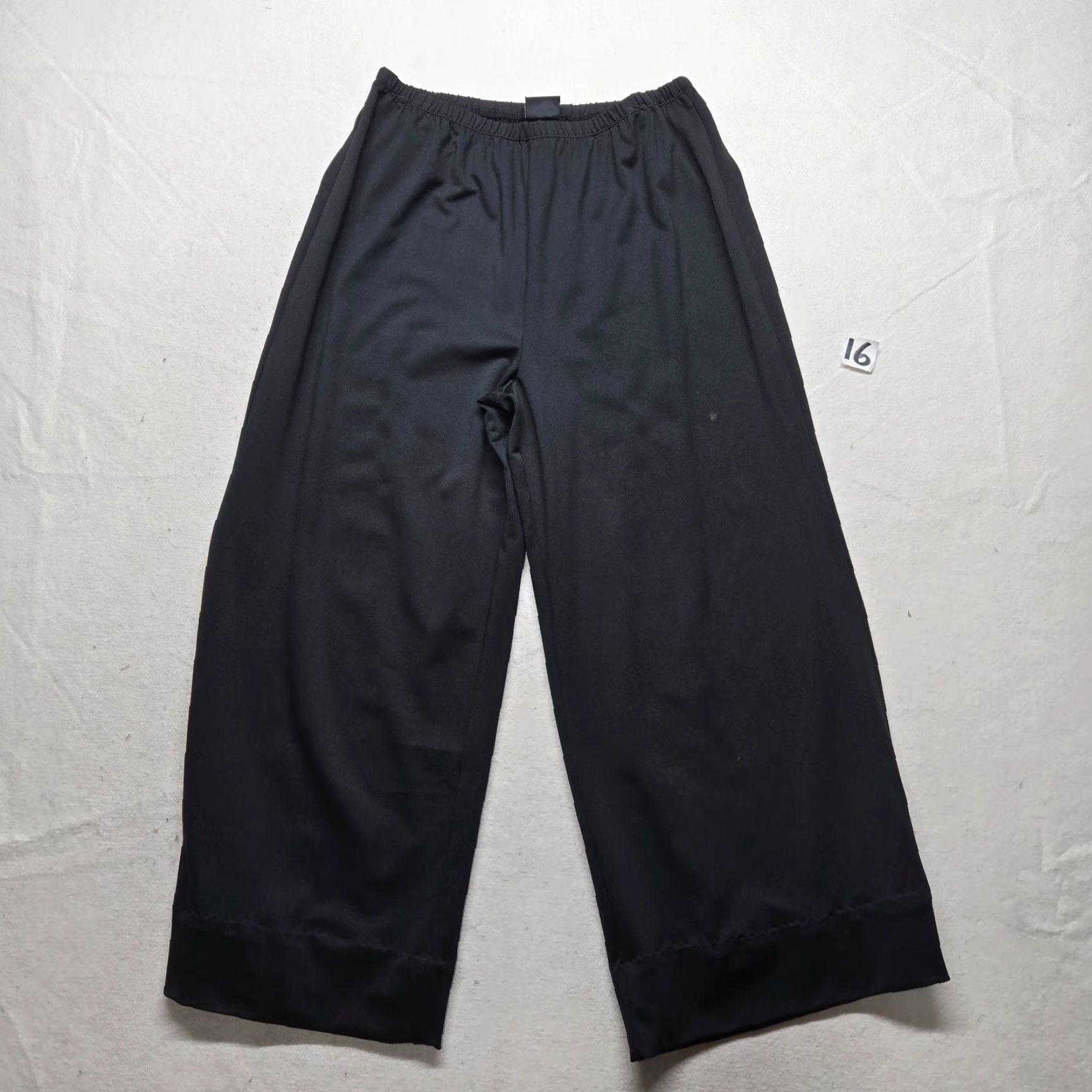 Vintage Bobbie Brooks Pants Women's L Black Knit Solid Ankle Pull On Elastic Waist Casual 90s? (No, vintage: No) Size 36" / US 14 / IT 50 - 2 Thumbnail